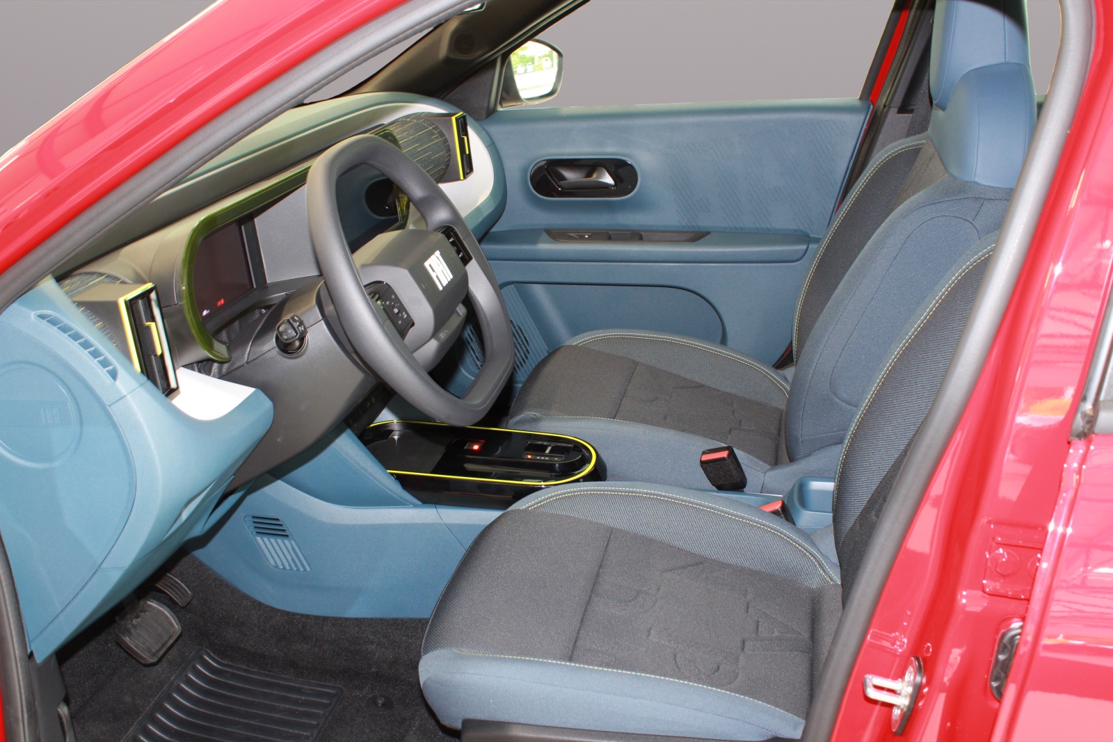 FIAT Grande Panda Elektro Red-image-6