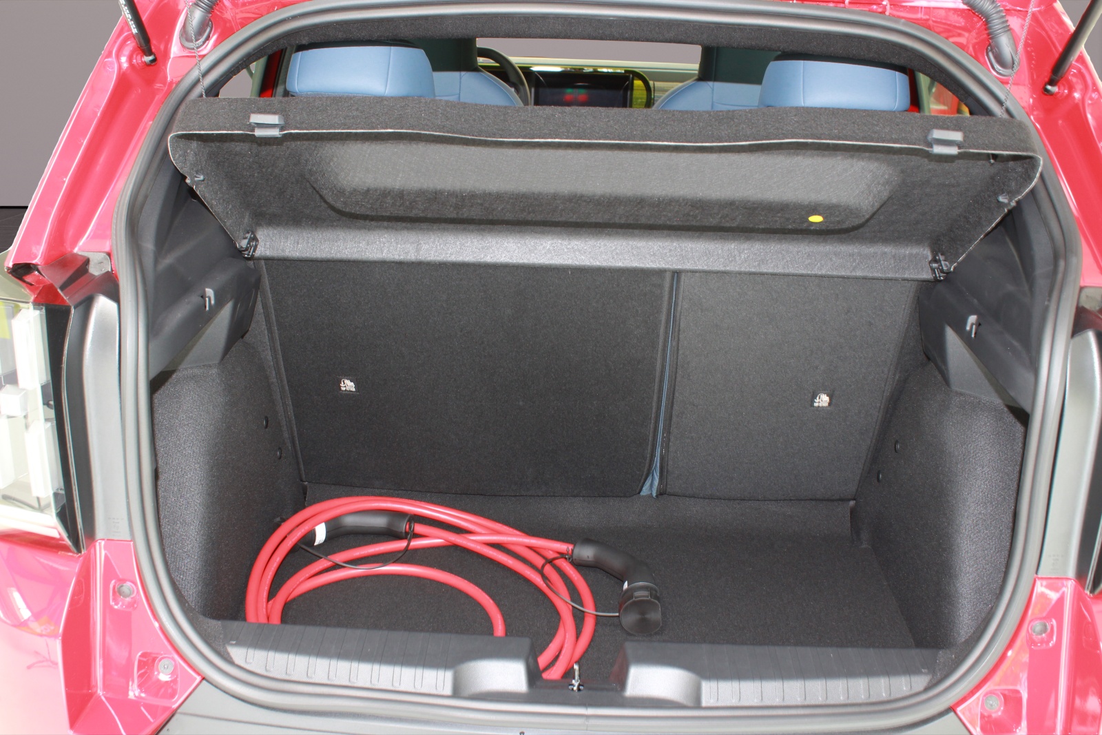 FIAT Grande Panda Elektro Red-image-12