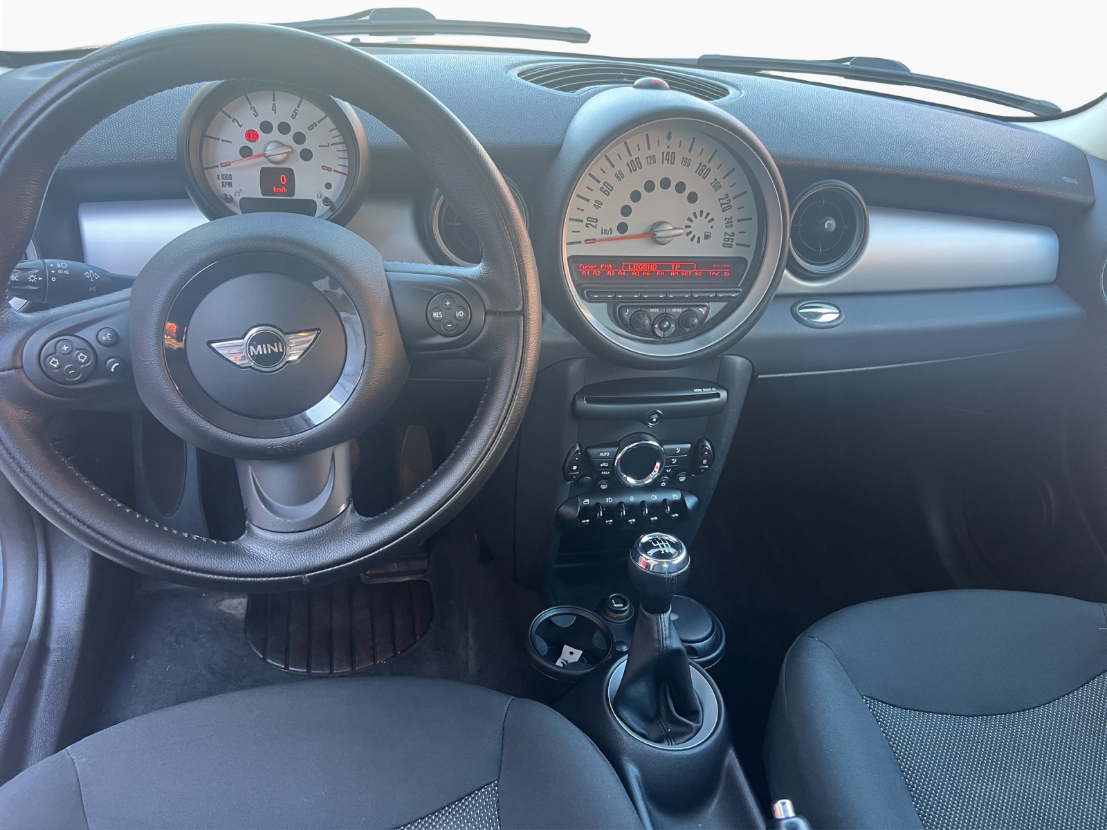 MINI Cooper-image-11