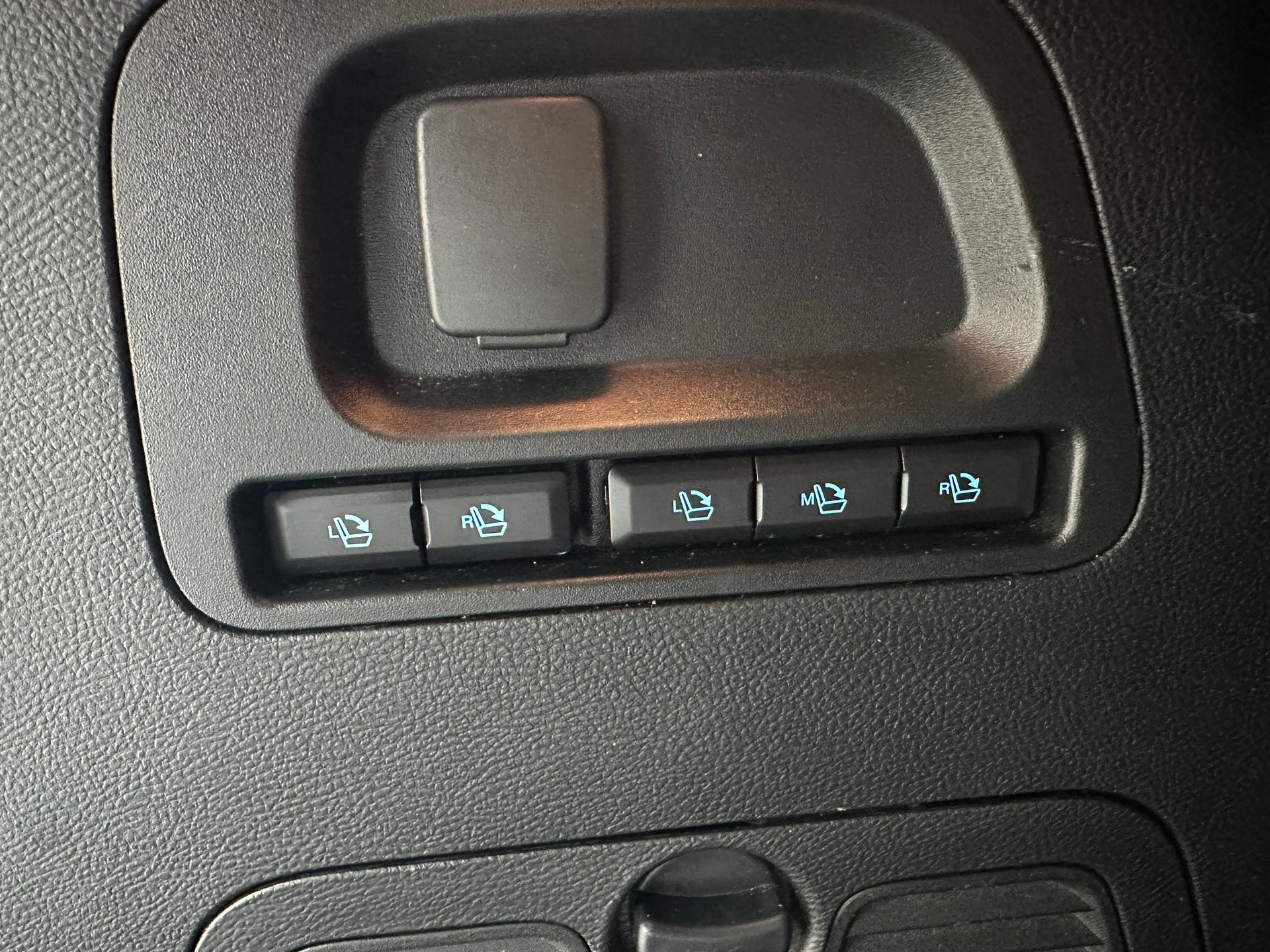 FORD S-Max 2.5 FHEV ST-Line 7Pl-image-13