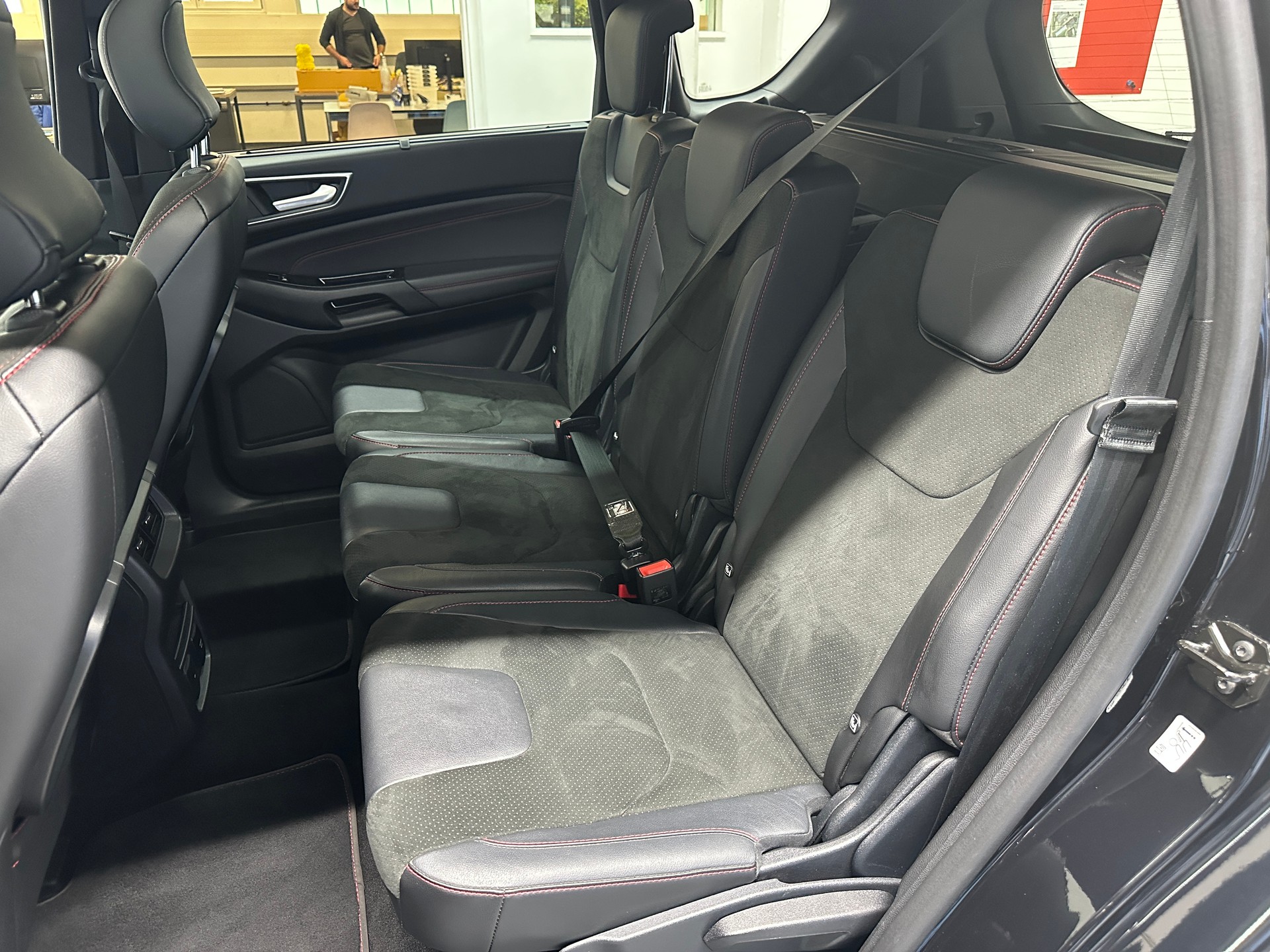 FORD S-Max 2.5 FHEV ST-Line 7Pl-image-9