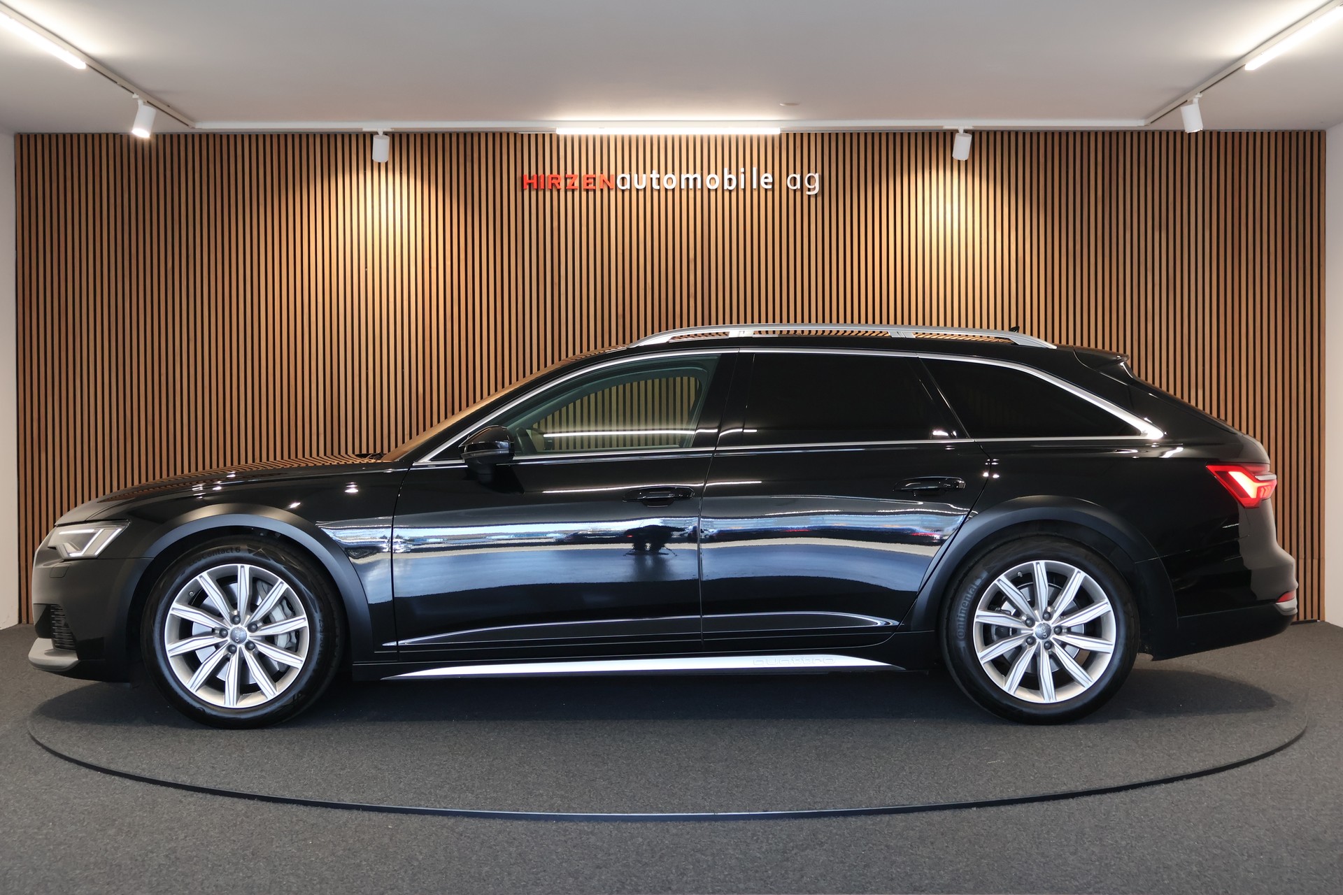 AUDI A6 allroad 55 TFSI quattro S-tronic-image-1
