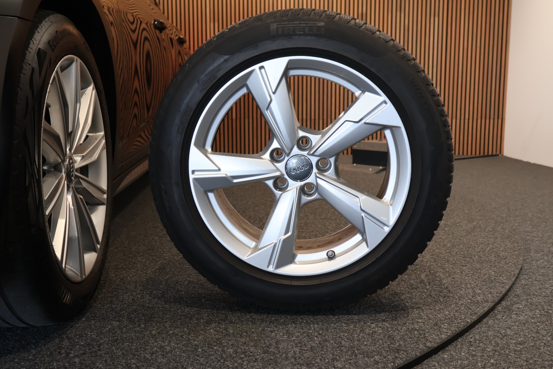 AUDI A6 allroad 55 TFSI quattro S-tronic-image-29