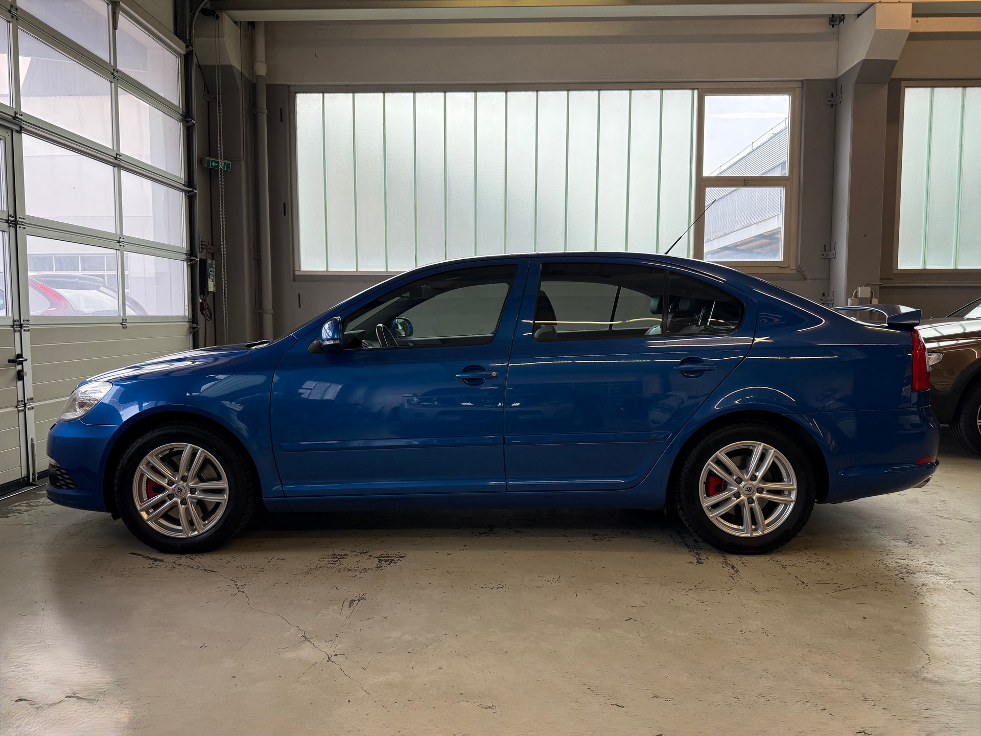 SKODA Octavia 2.0 TSI RS DSG-image-4