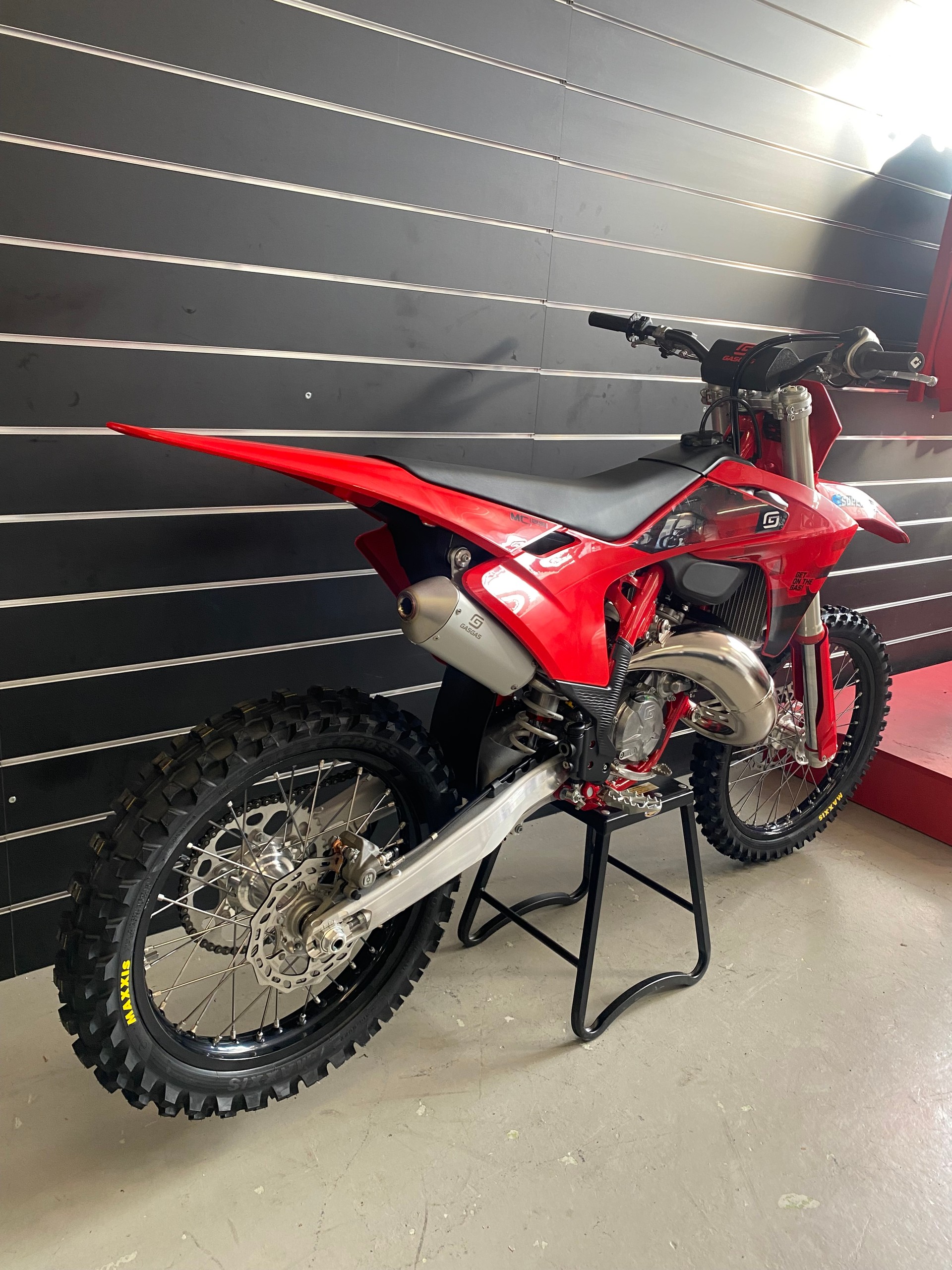 GASGAS MC 125 2026-showroom-element-3