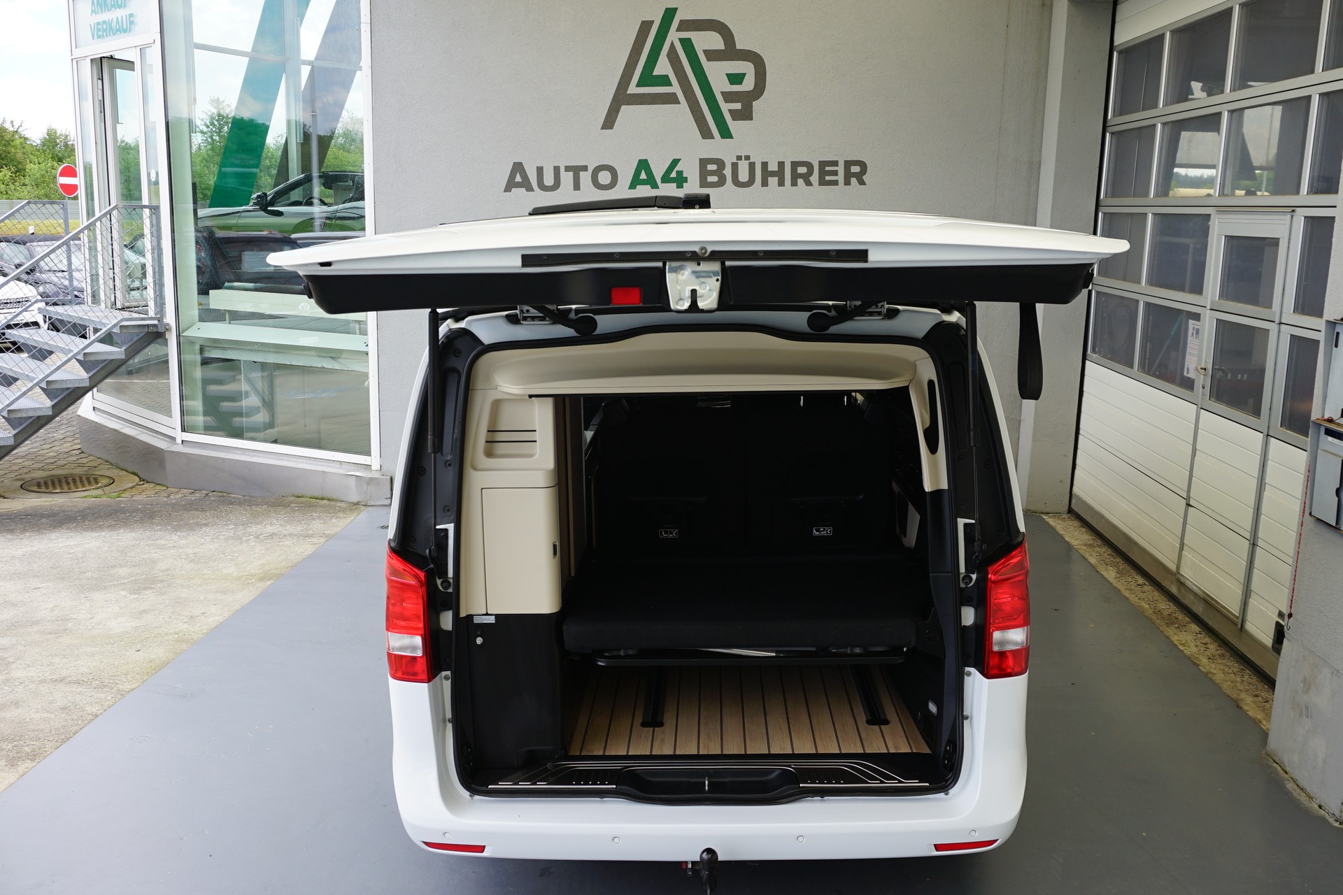 MERCEDES-BENZ Marco Polo 250 d Automat 190PS Sport Paket-image-18