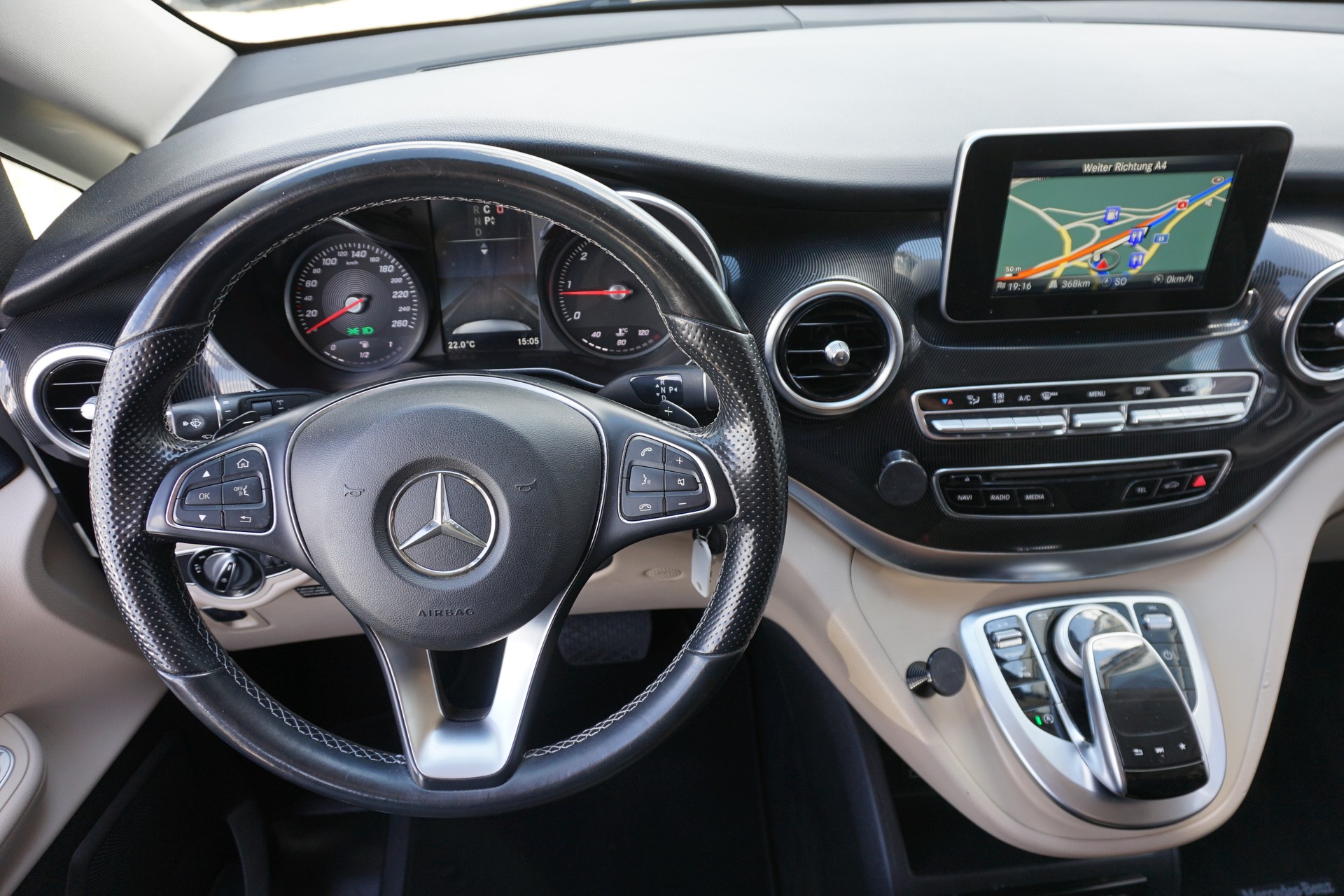 MERCEDES-BENZ Marco Polo 250 d Automat 190PS Sport Paket-image-29