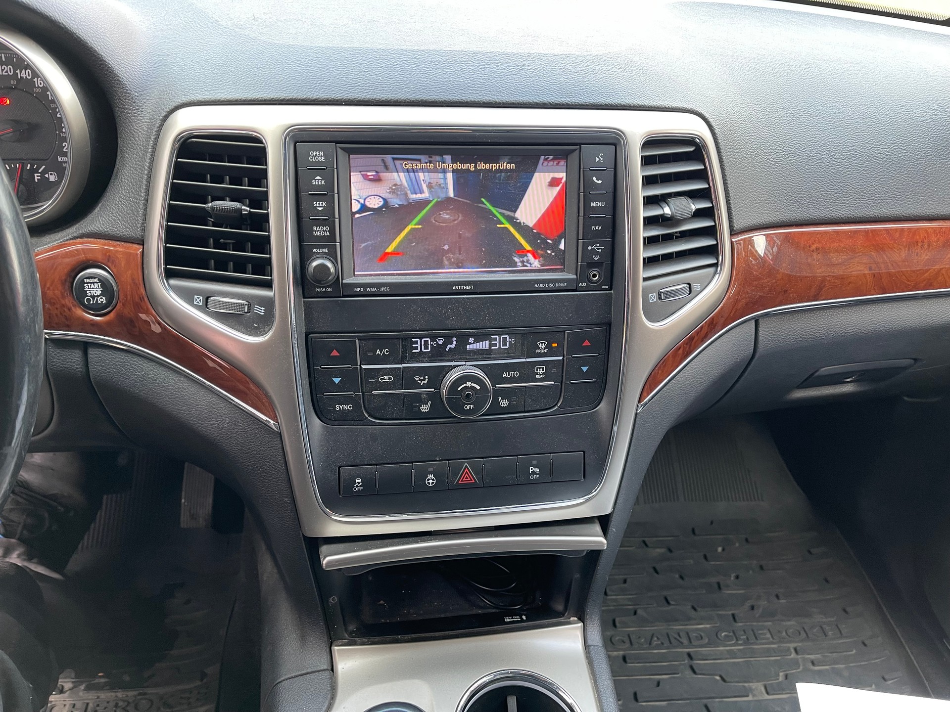 JEEP Grand Cherokee 3.0 CRD Overland Automatic-image-8