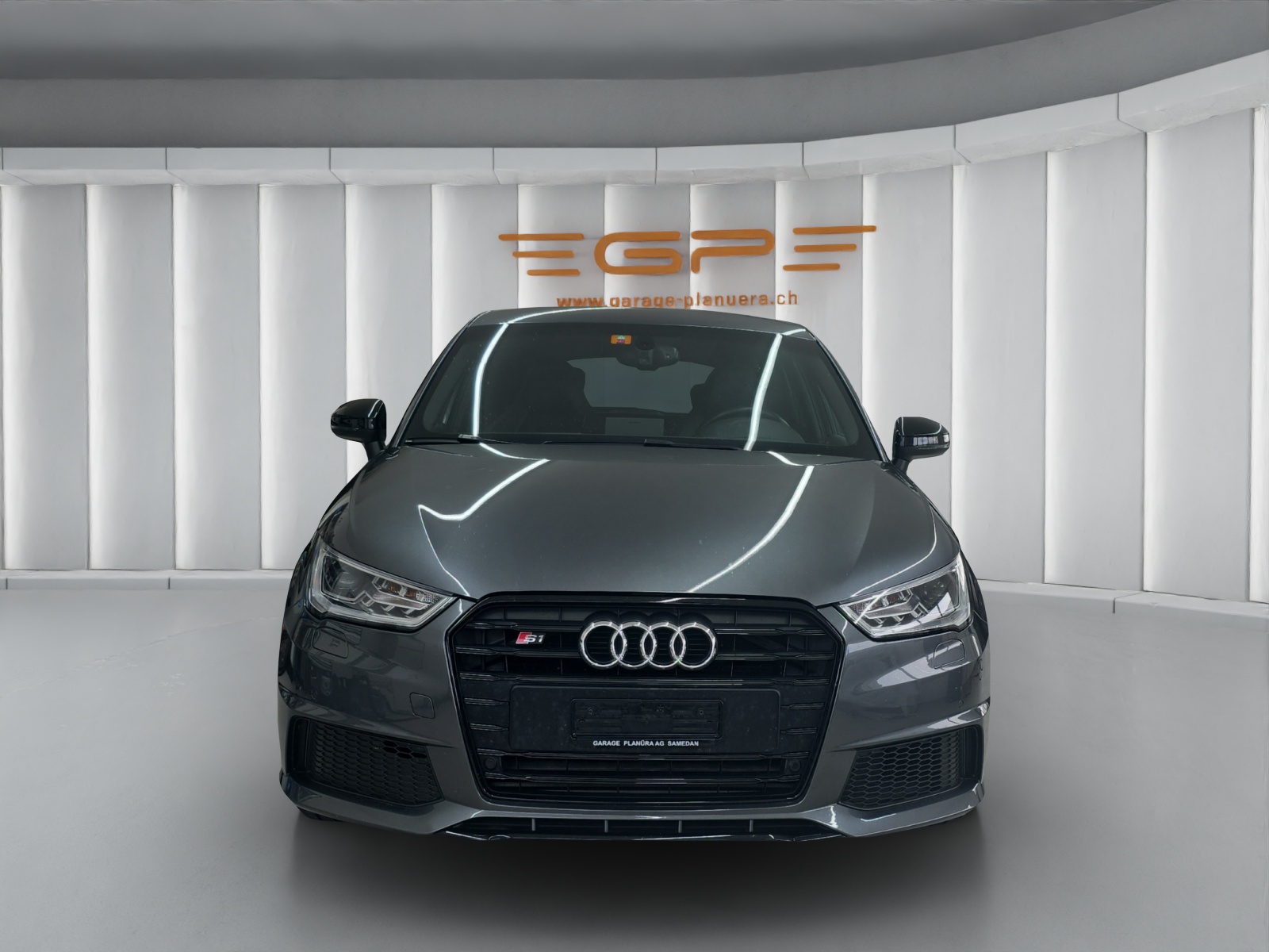 AUDI S1 Sportback 2.0 TFSI quattro-image-2