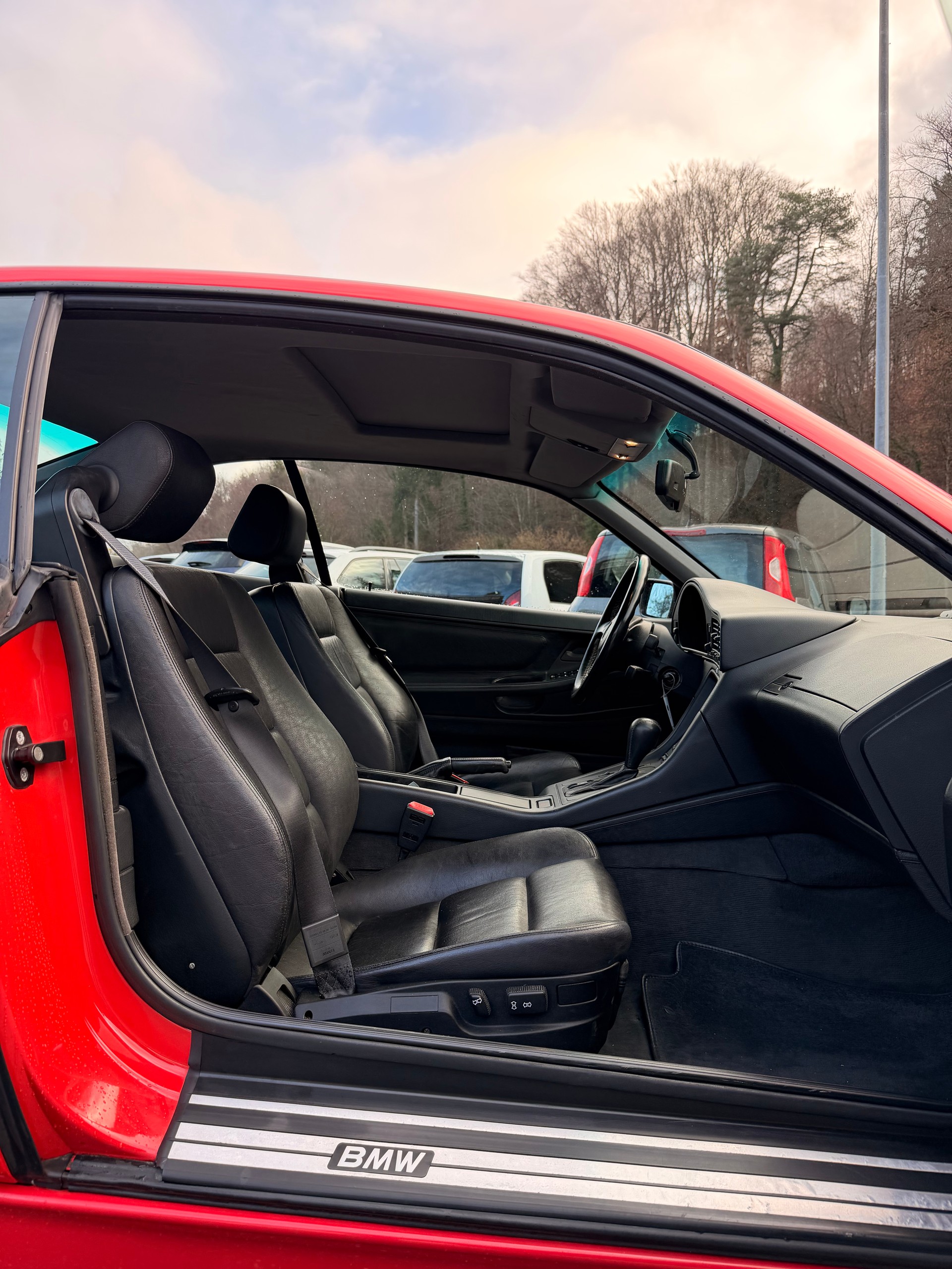 BMW 850i A-image-10