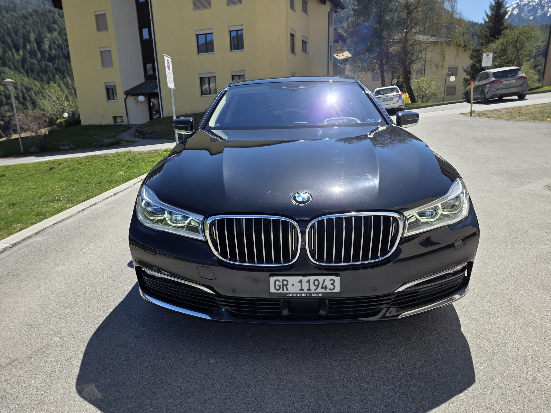 BMW 730d xDrive Steptronic-image-1