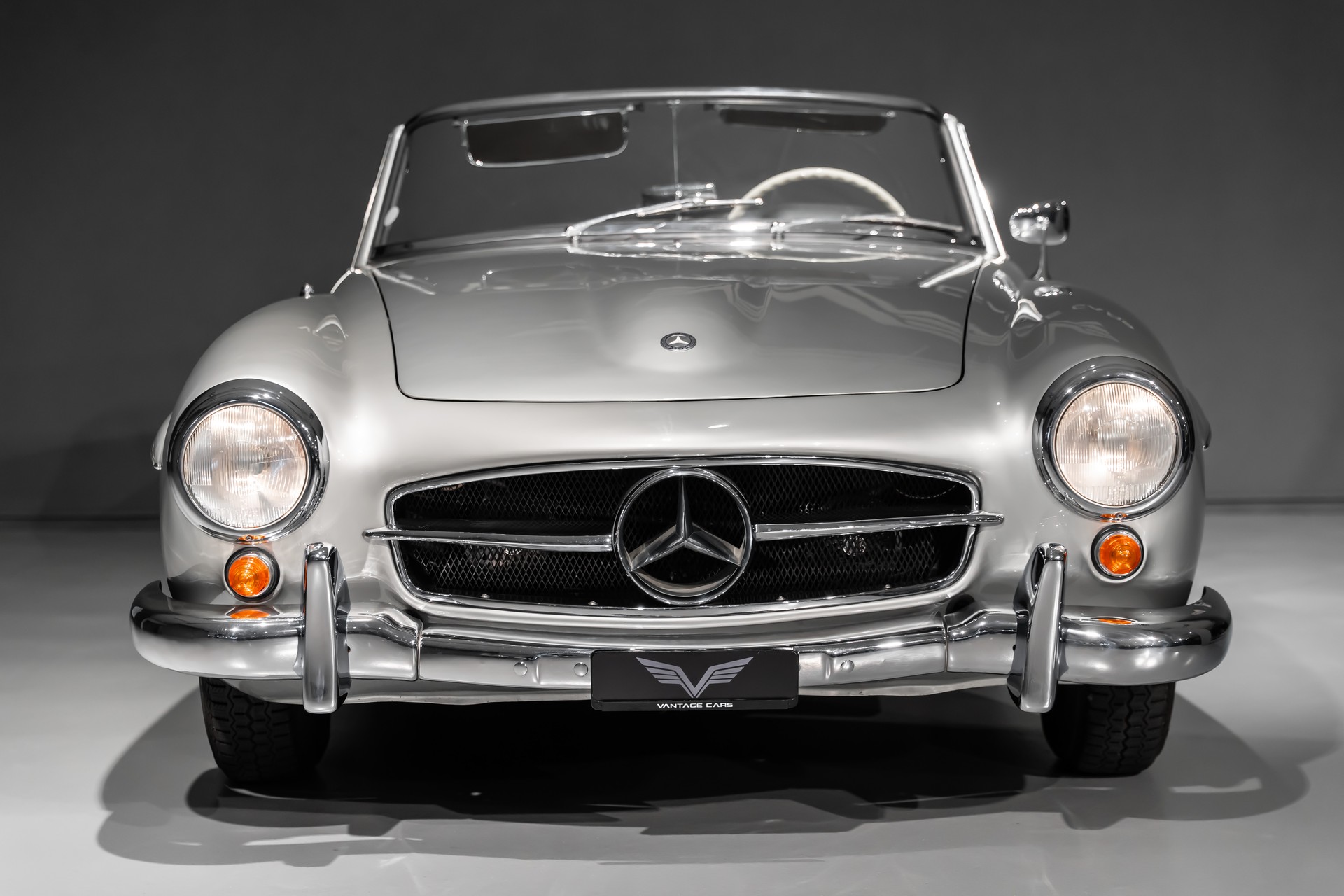 MERCEDES-BENZ 190 SL-image-1