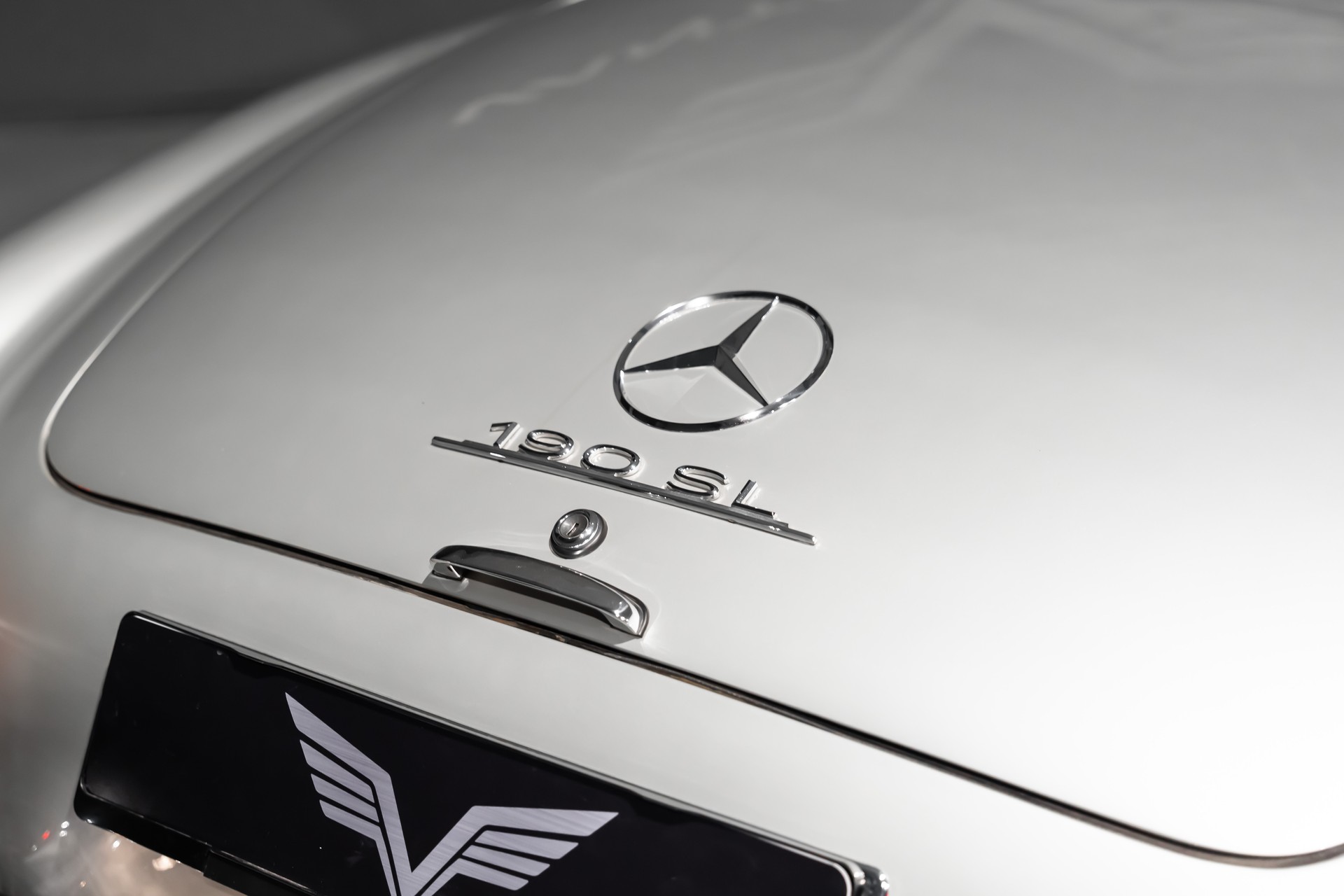 MERCEDES-BENZ 190 SL-image-11