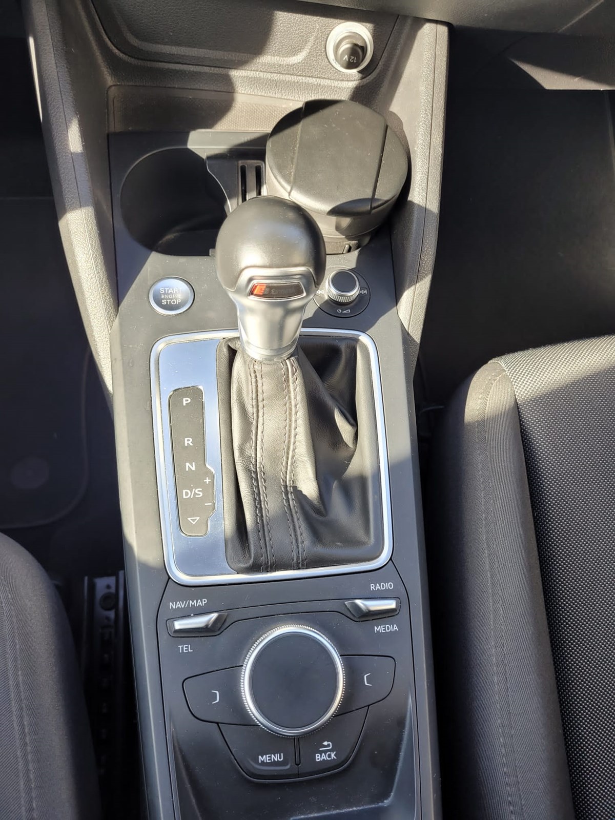 AUDI Q2 2.0 TDI design quattro S-tronic-image-11