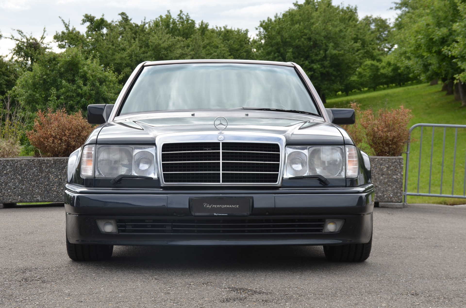MERCEDES-BENZ 500 E Automatic-image-2