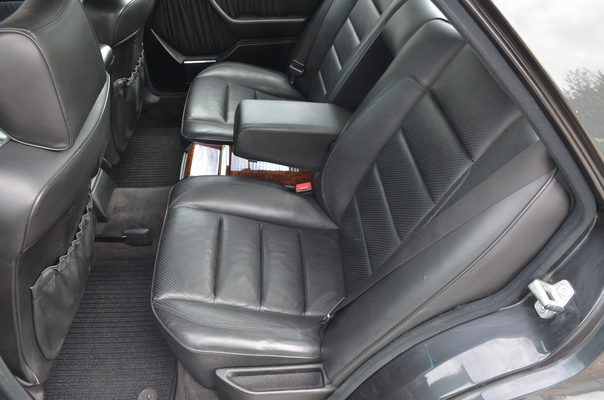 MERCEDES-BENZ 500 E Automatic-image-14