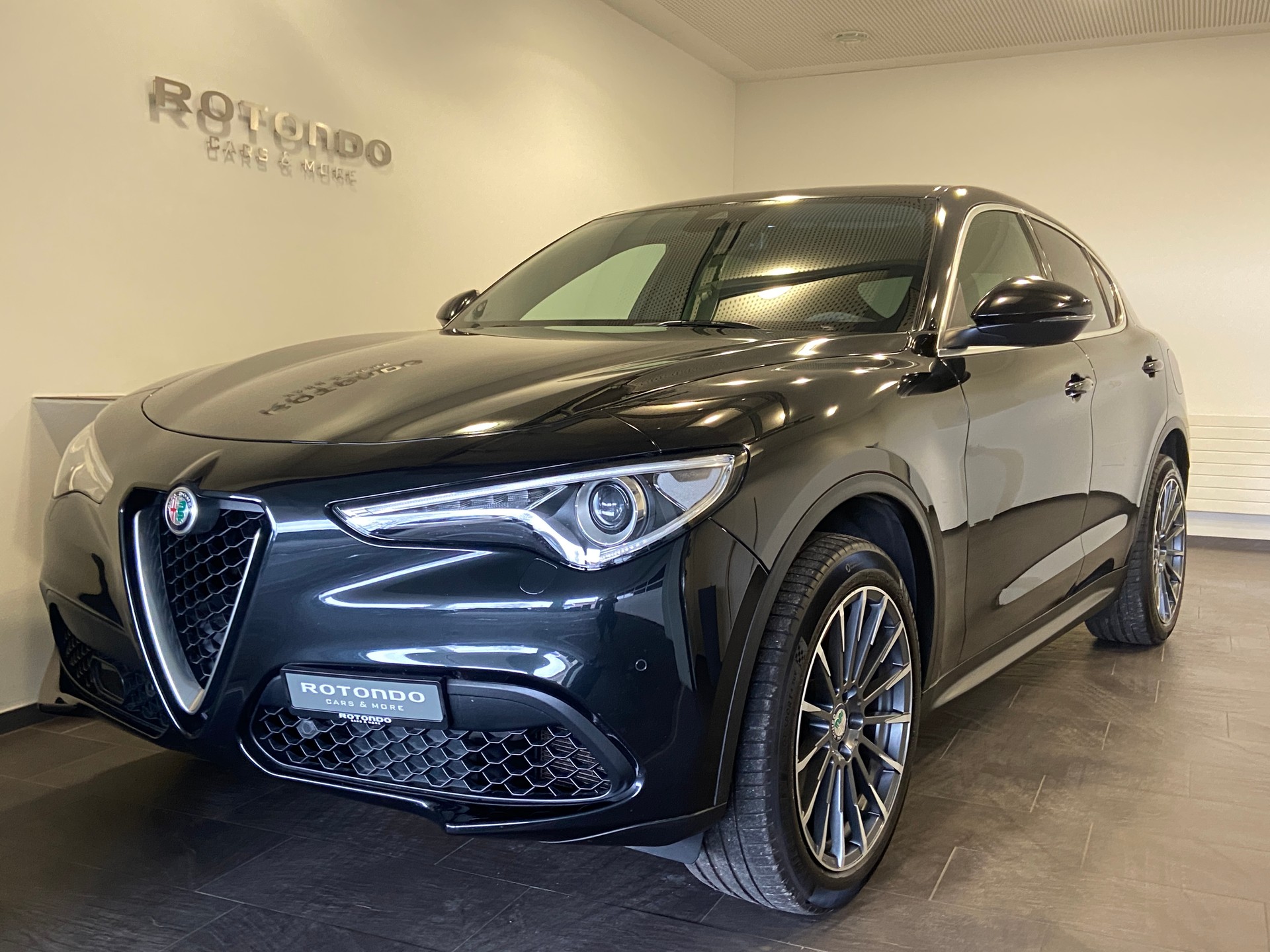 ALFA ROMEO Stelvio 2.0 Super Q4 Automatic-image-0