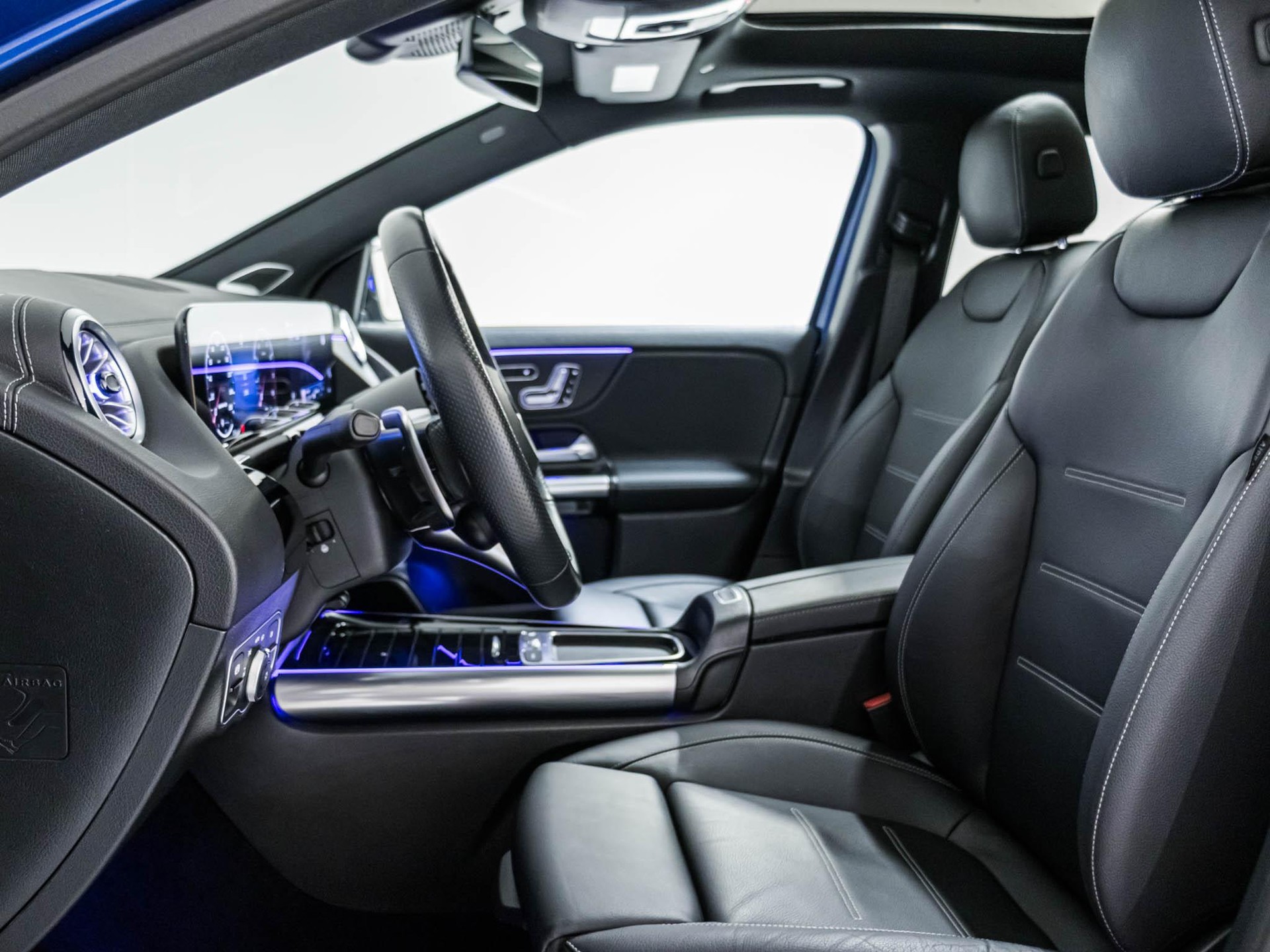 MERCEDES-BENZ GLA 35 AMG 4MATIC-image-6