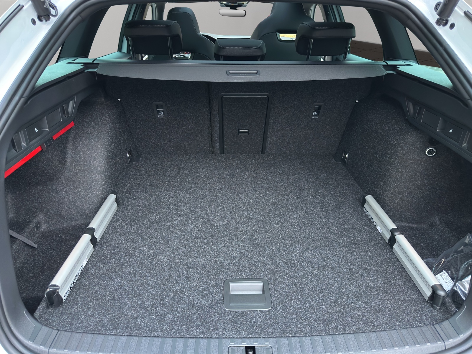 SKODA Octavia Combi 1.5 TSI mHEV DSG Sport Line-image-15