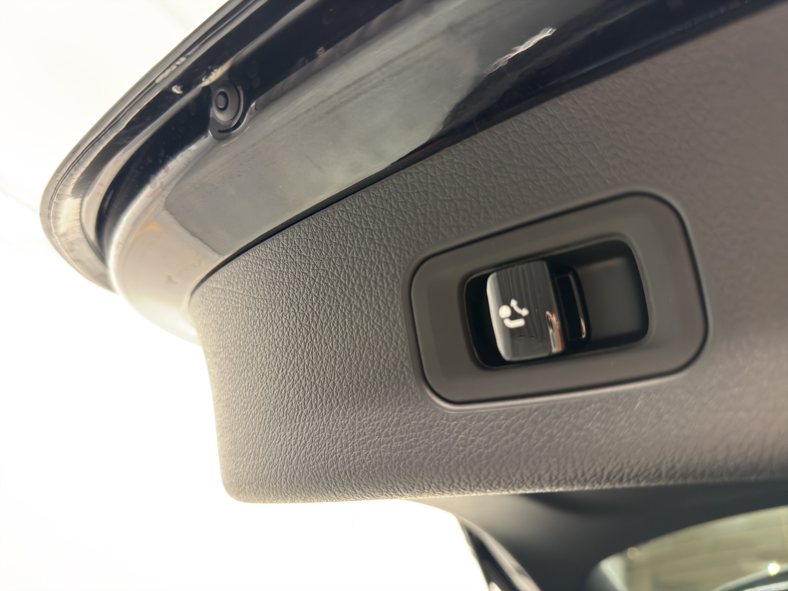 MERCEDES-BENZ GLC 400 e AMG Line 4Matic EQ Star-image-11