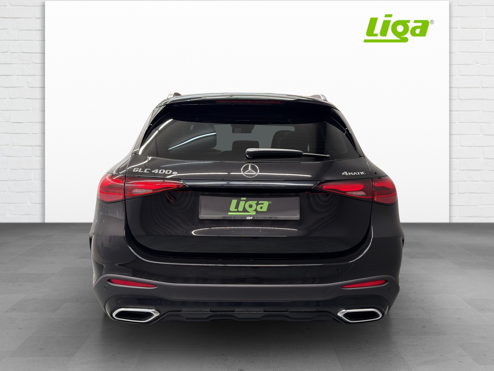 MERCEDES-BENZ GLC 400 e AMG Line 4Matic EQ Star-image-4