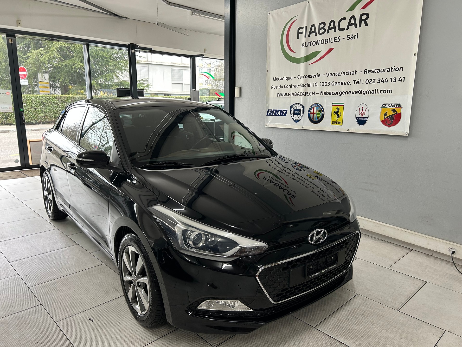 HYUNDAI i20 1.4 Plena