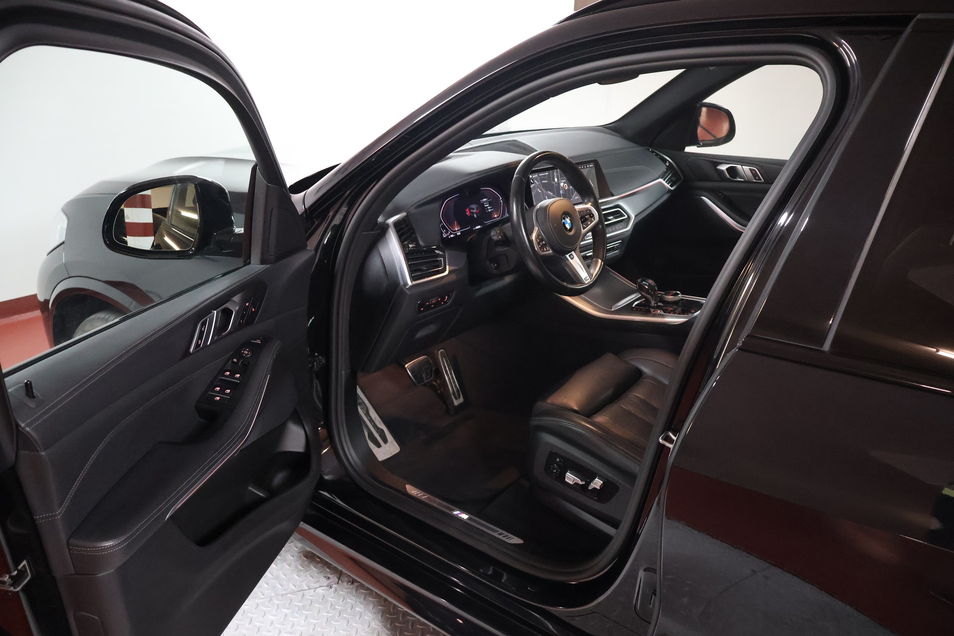 BMW X5 xDrive 48V 30d M Sport Steptronic-image-5