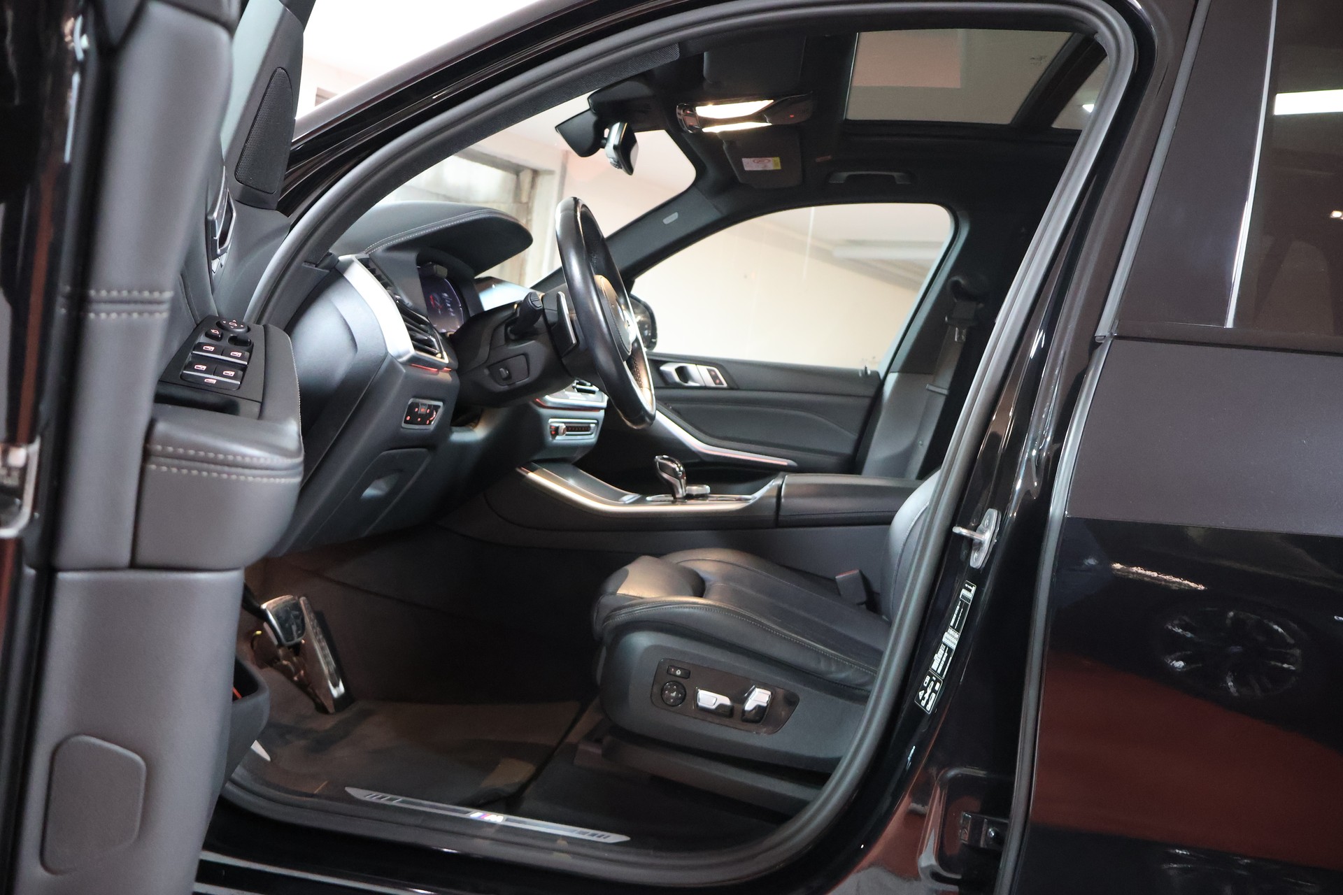 BMW X5 xDrive 48V 30d M Sport Steptronic-image-6