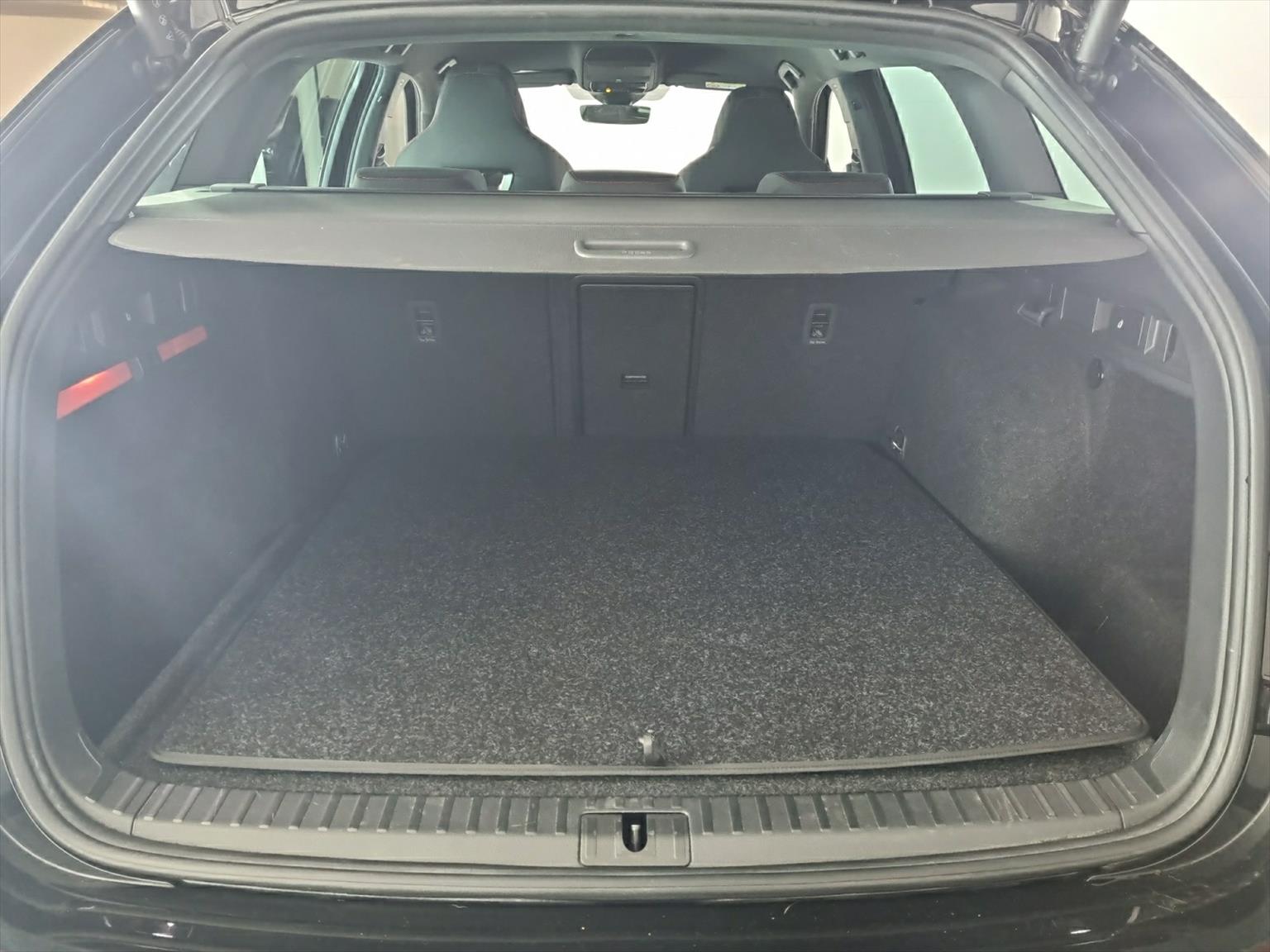 SKODA Octavia RS 2.0 TDI SCR DSG 4x4-image-13