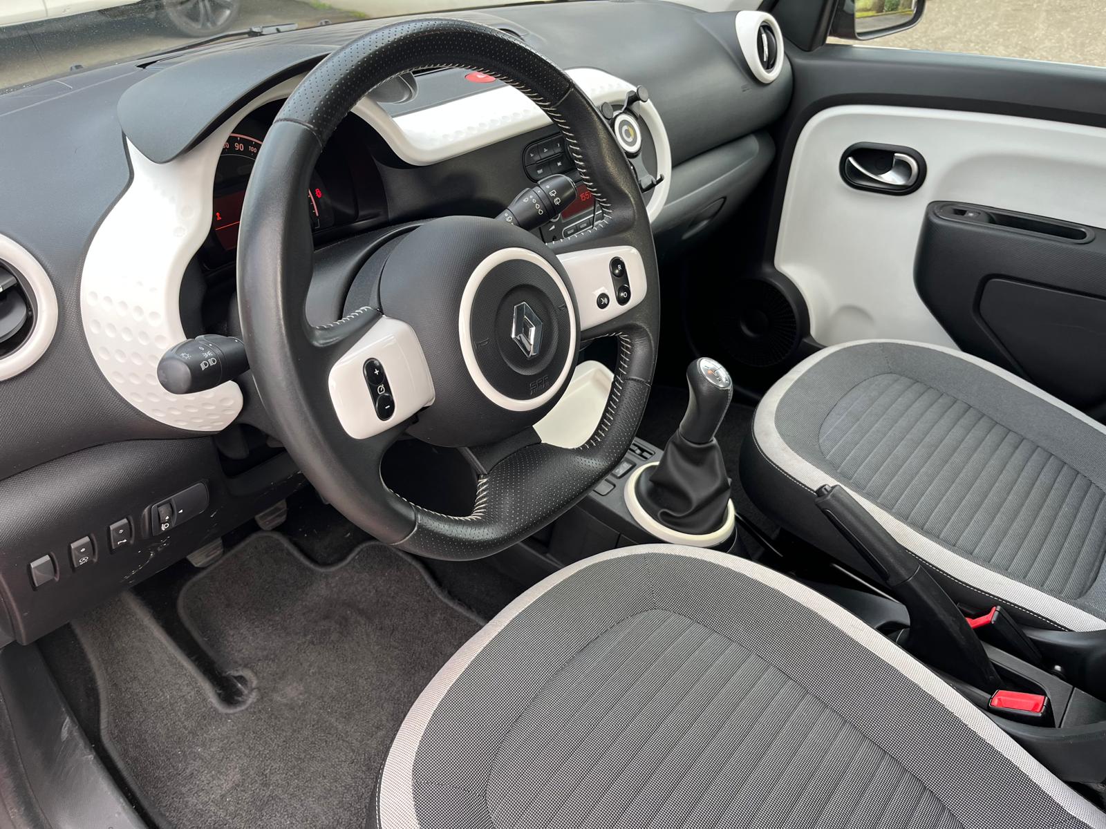 RENAULT Twingo 1.0 Life-image-9