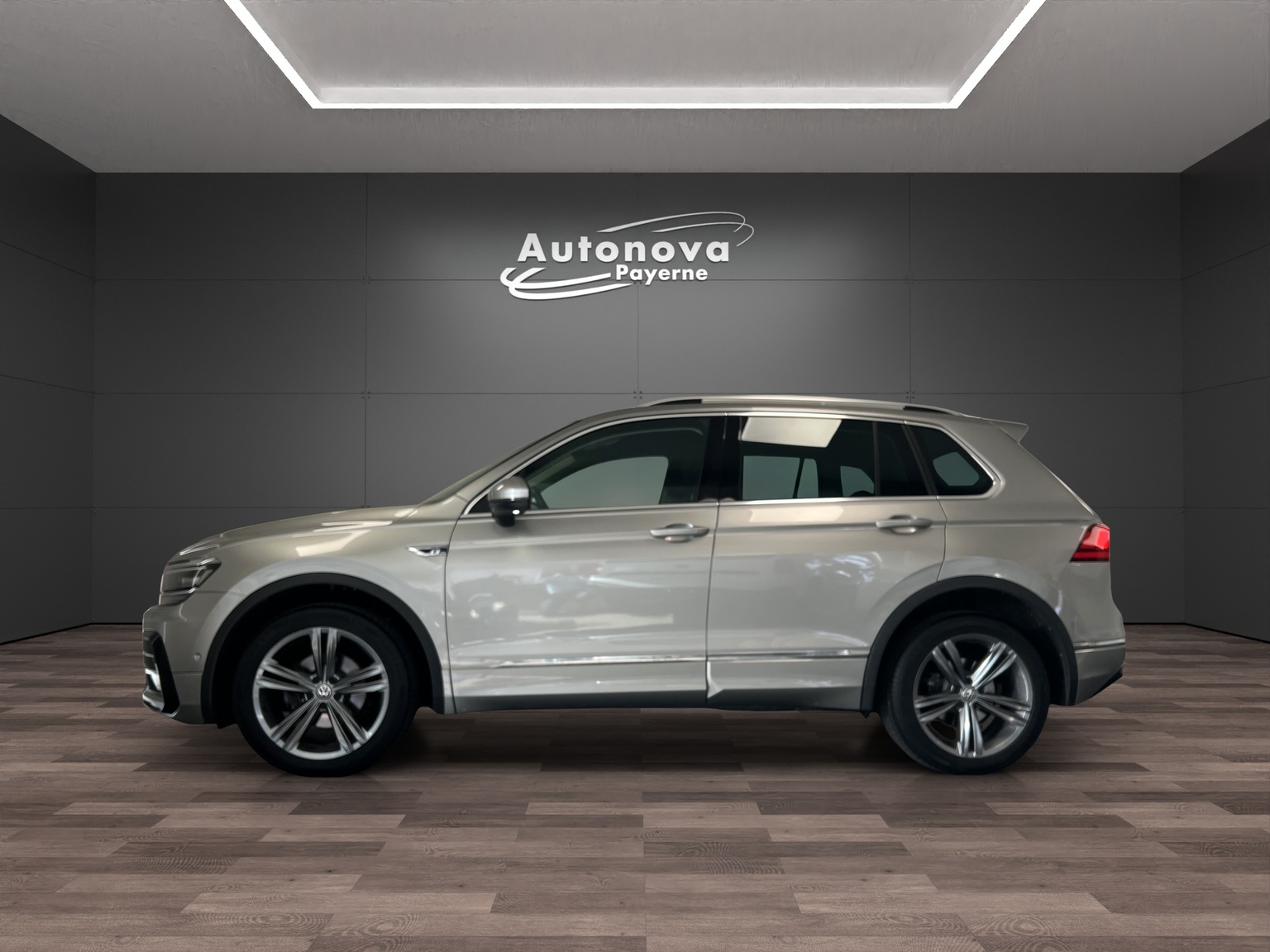 VW Tiguan 1.4TSI Comfortline 4Motion DSG-image-2
