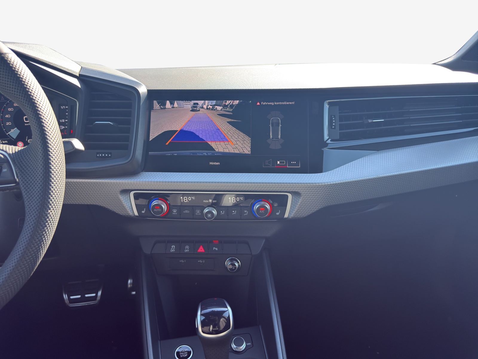 AUDI A1 Sportback 30 TFSI Attraction S-tronic-image-14