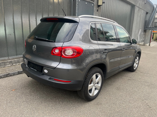 VW Tiguan 2.0 TSI Sport&St.-image-3