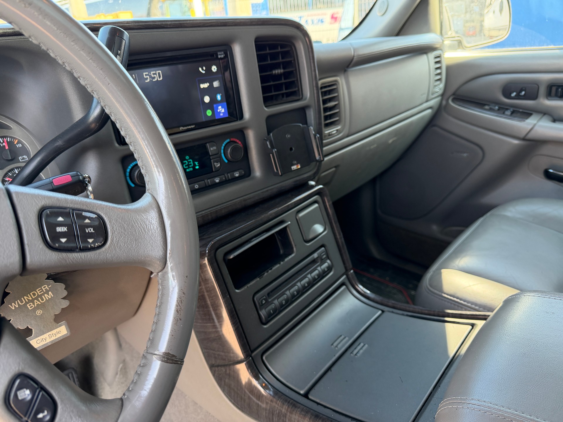 GMC DENALI XL - LANGE VERSION-image-13