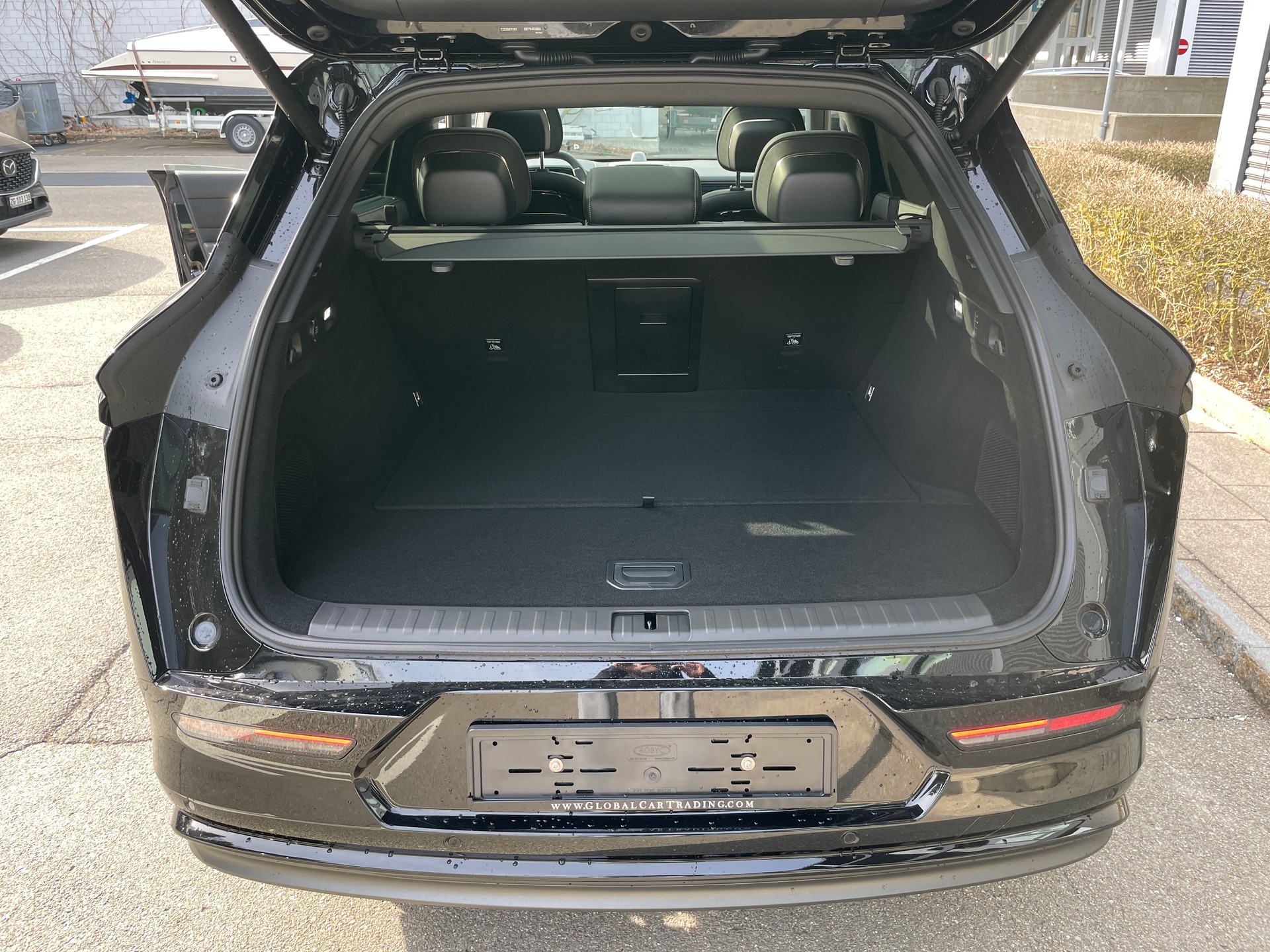 ZEEKR 7X 100kWh Privilege AWD mit Comfort und Cockpitpaket / MODELL 26-image-4