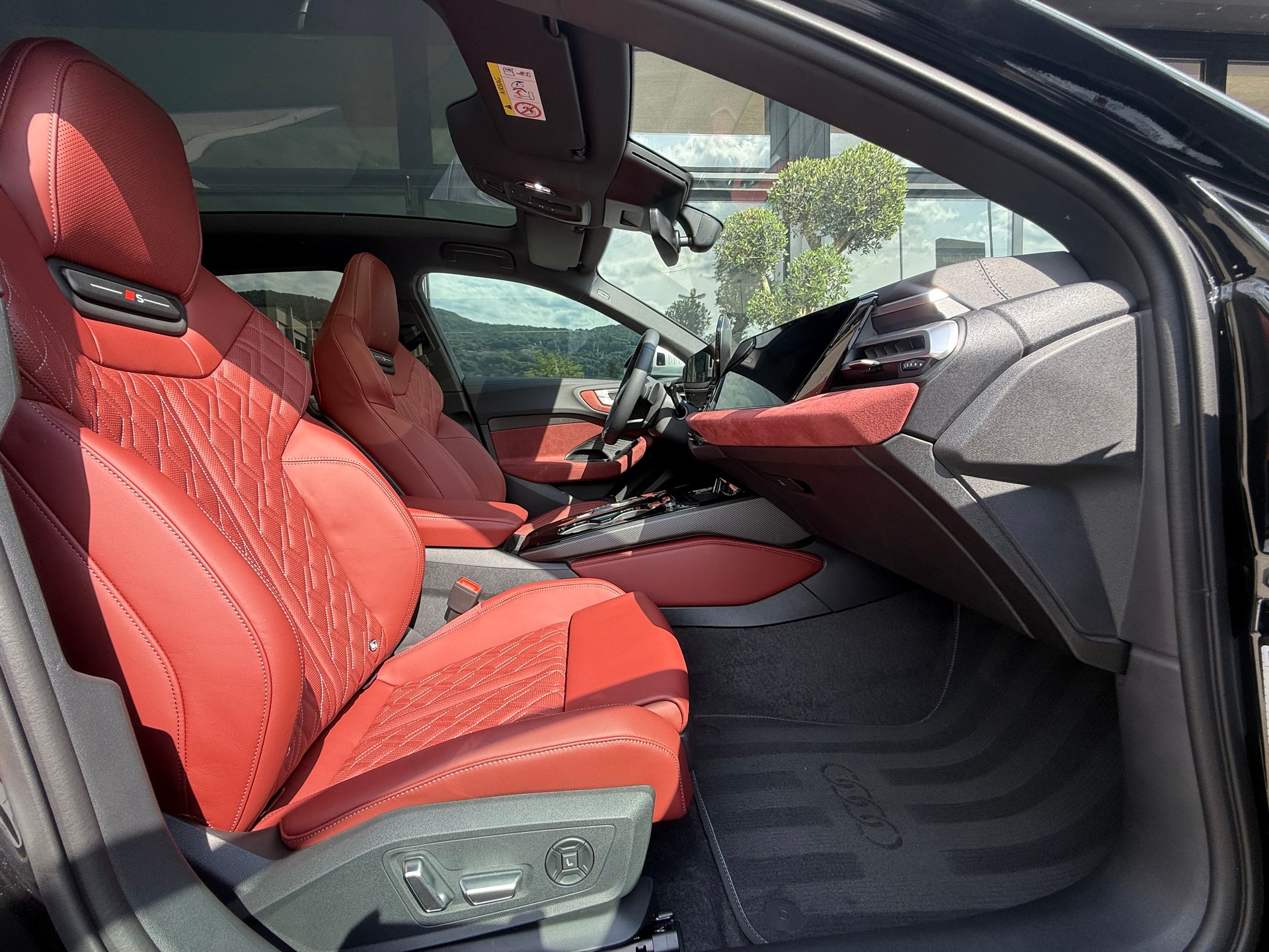 AUDI S5 Avant TFSI quattro S tronic-image-10
