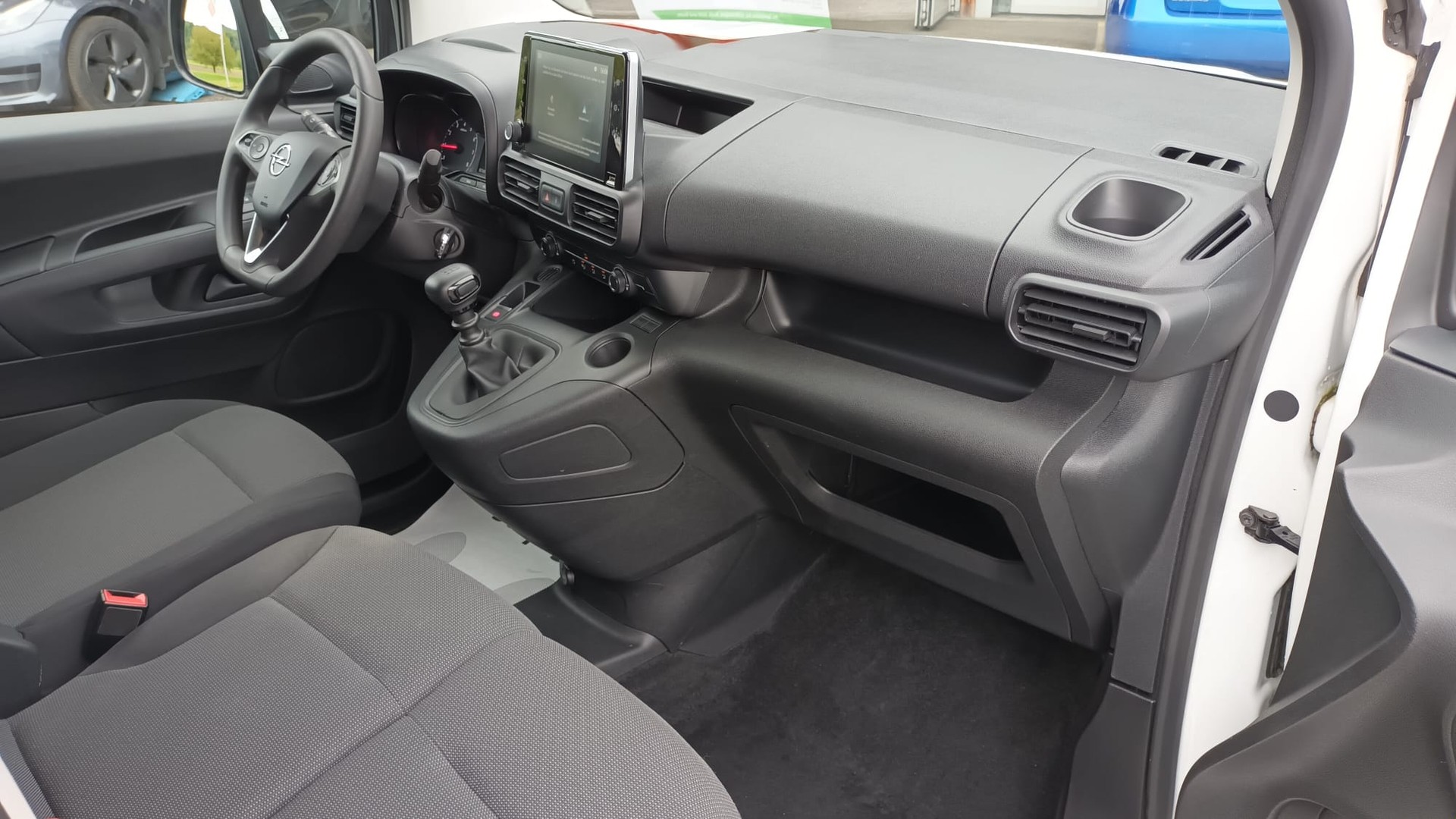 OPEL Combo 1.2 Cargo Essentia start/stop-image-13