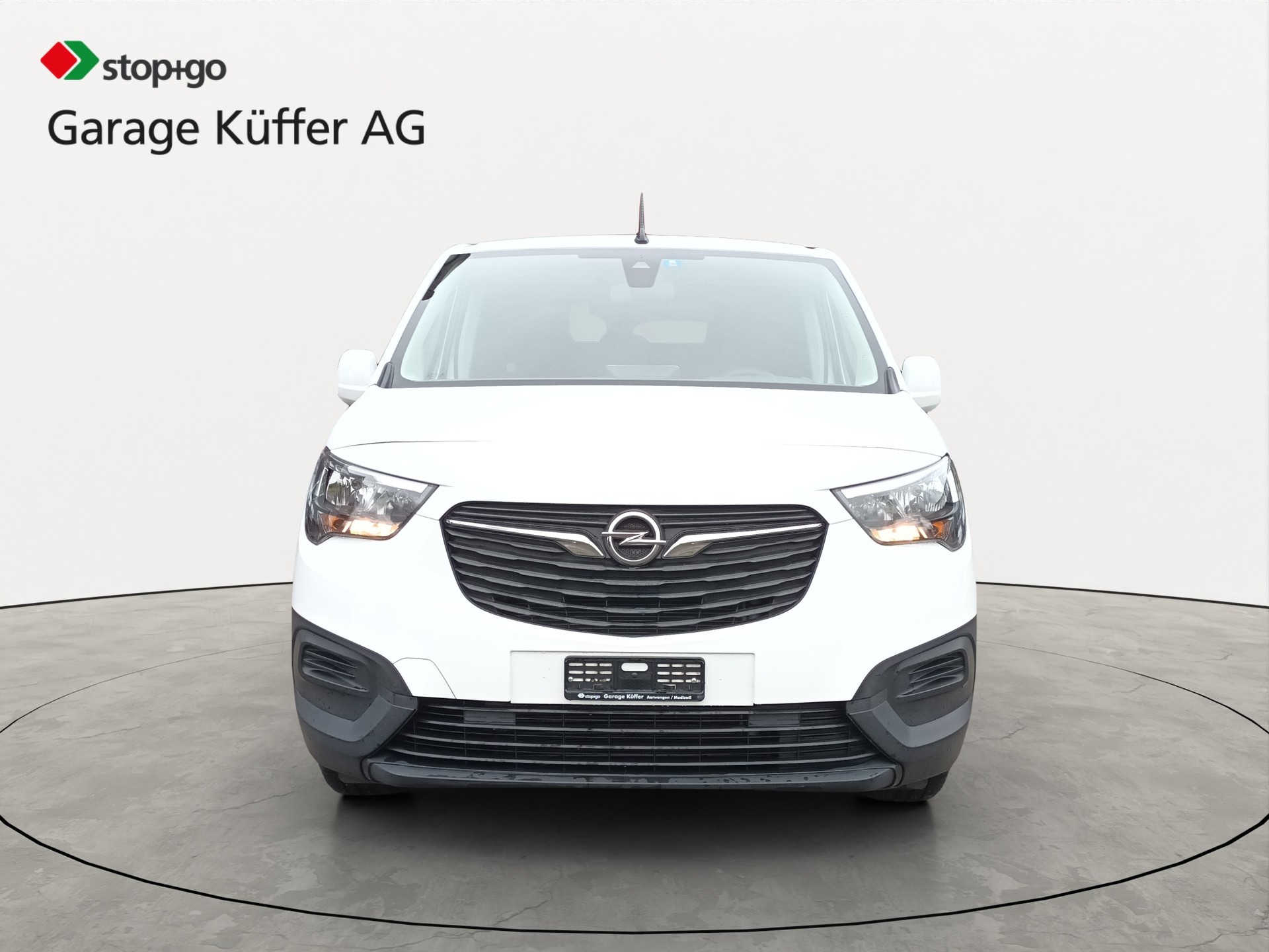 OPEL Combo 1.2 Cargo Essentia start/stop-image-1