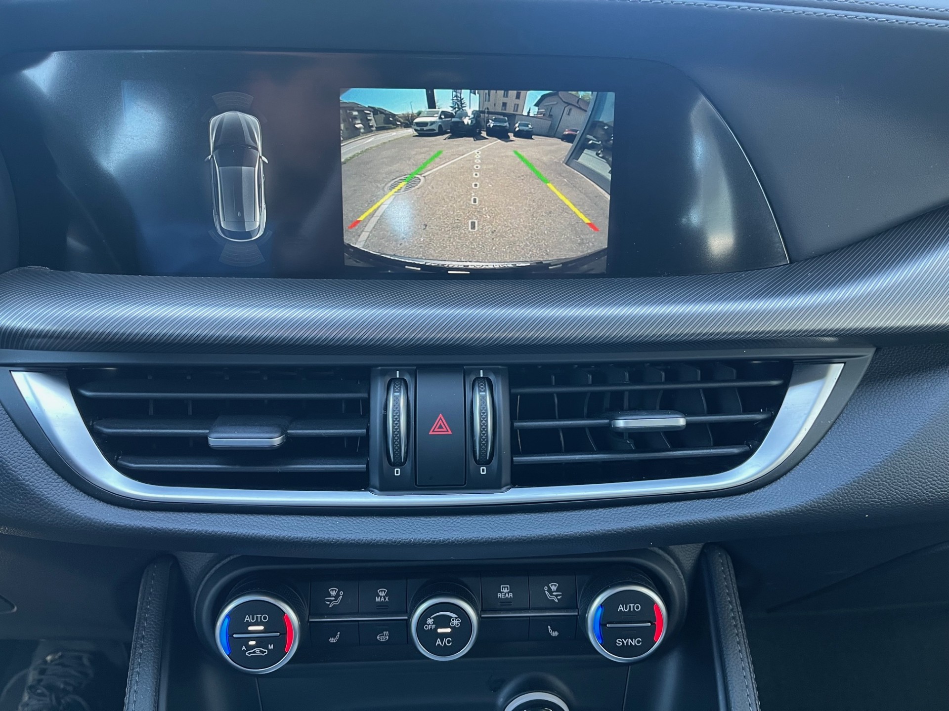ALFA ROMEO Stelvio 2.0 Veloce Q4 Automatic-image-17