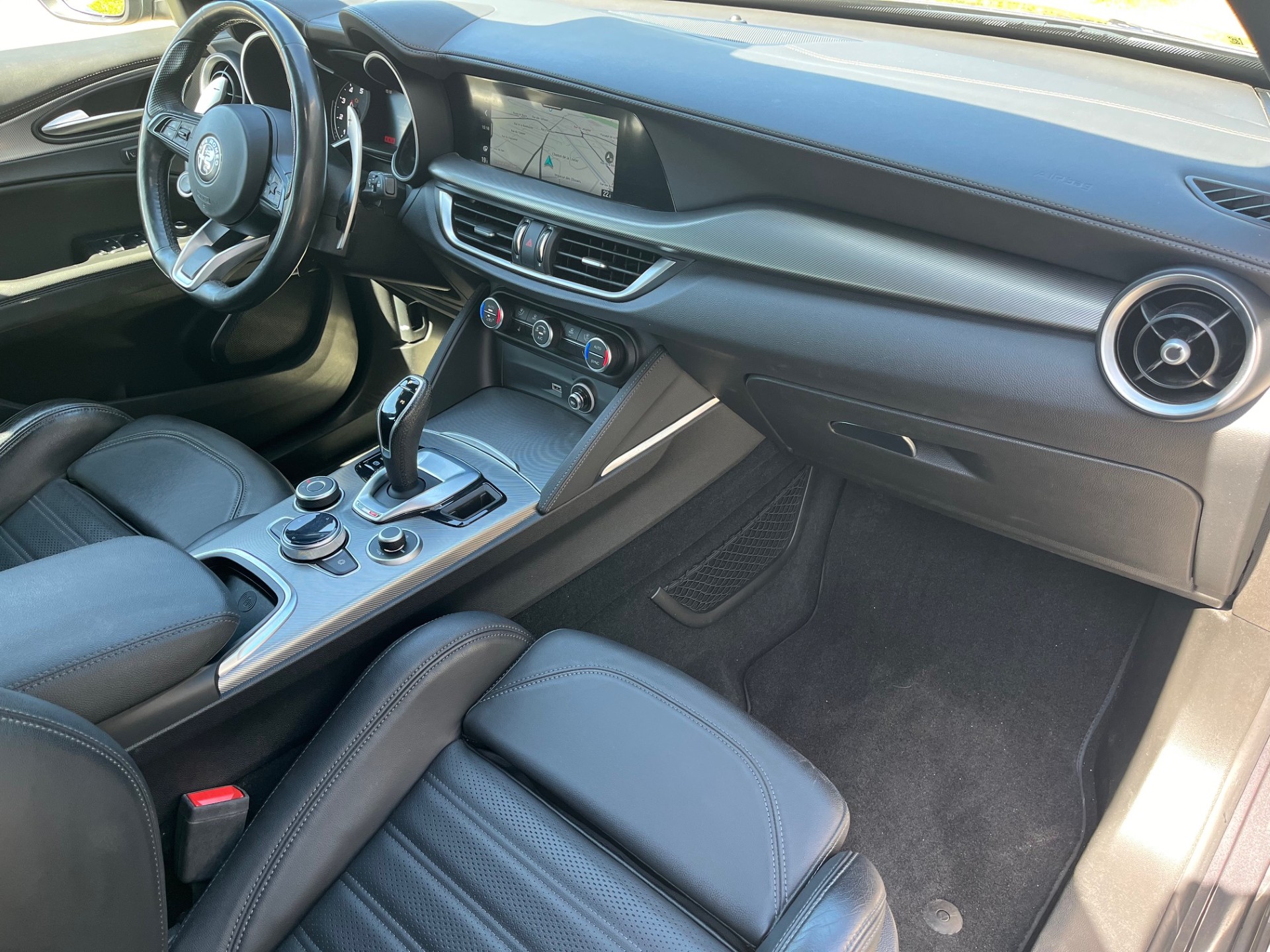 ALFA ROMEO Stelvio 2.0 Veloce Q4 Automatic-image-9