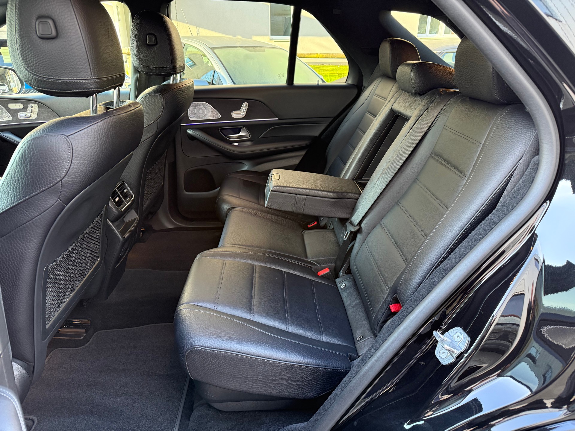 MERCEDES-BENZ GLE 450 4Matic AMG Line 9G-Tronic-image-12