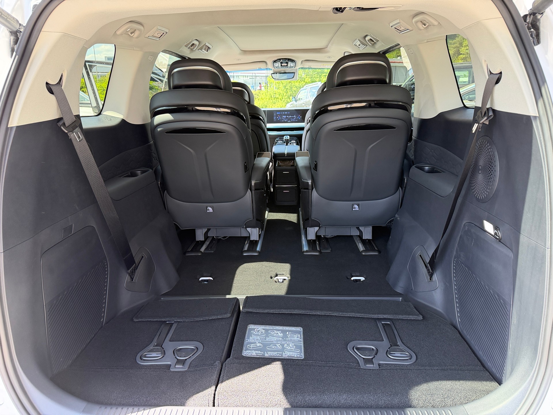 FORTHING 9 1.5T PHEV 7 Sitze Full Option Plugin-image-28