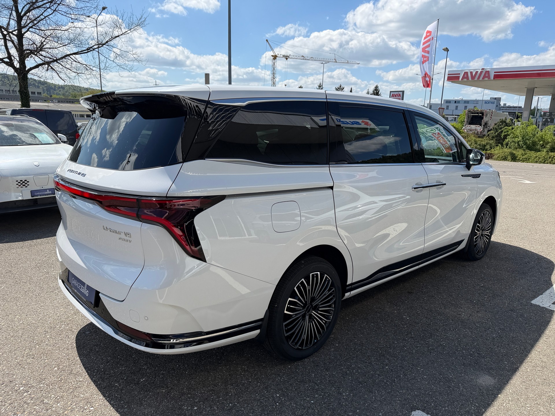 FORTHING 9 1.5T PHEV 7 Sitze Full Option Plugin-image-6