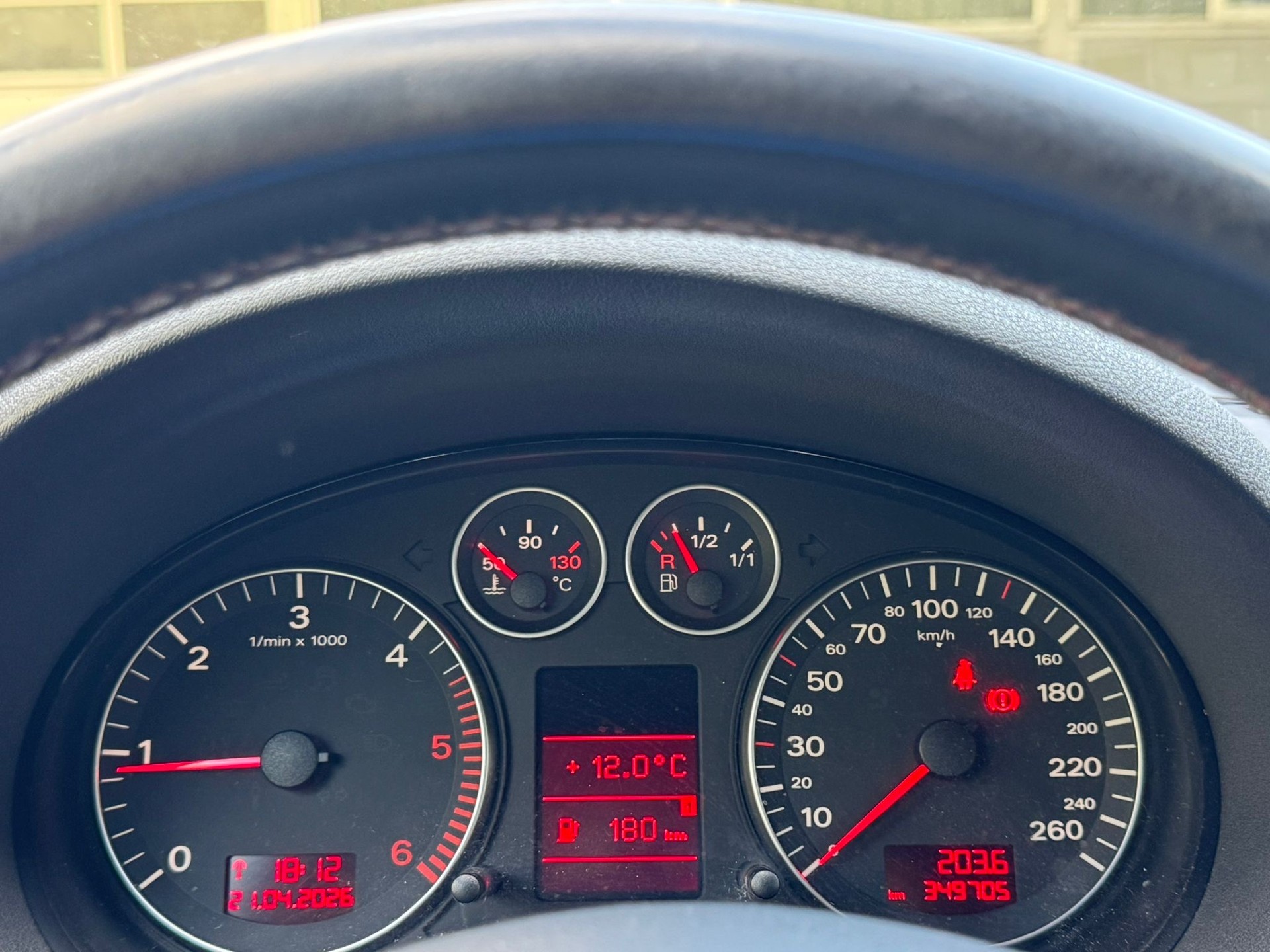 AUDI A3 Sportback 2.0 TDI Ambition-image-15