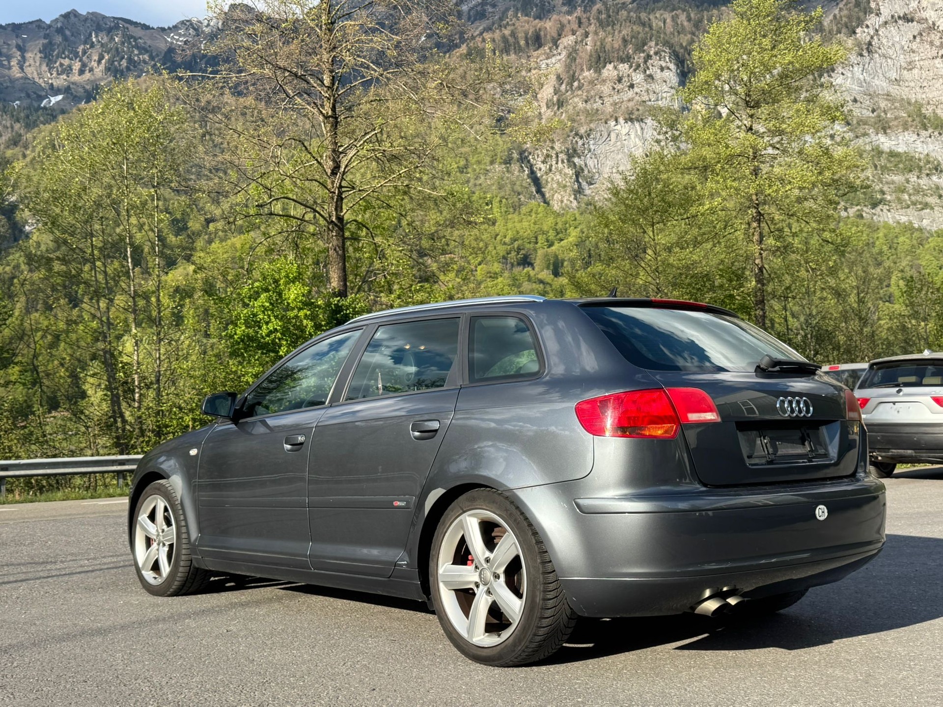 AUDI A3 Sportback 2.0 TDI Ambition-image-4