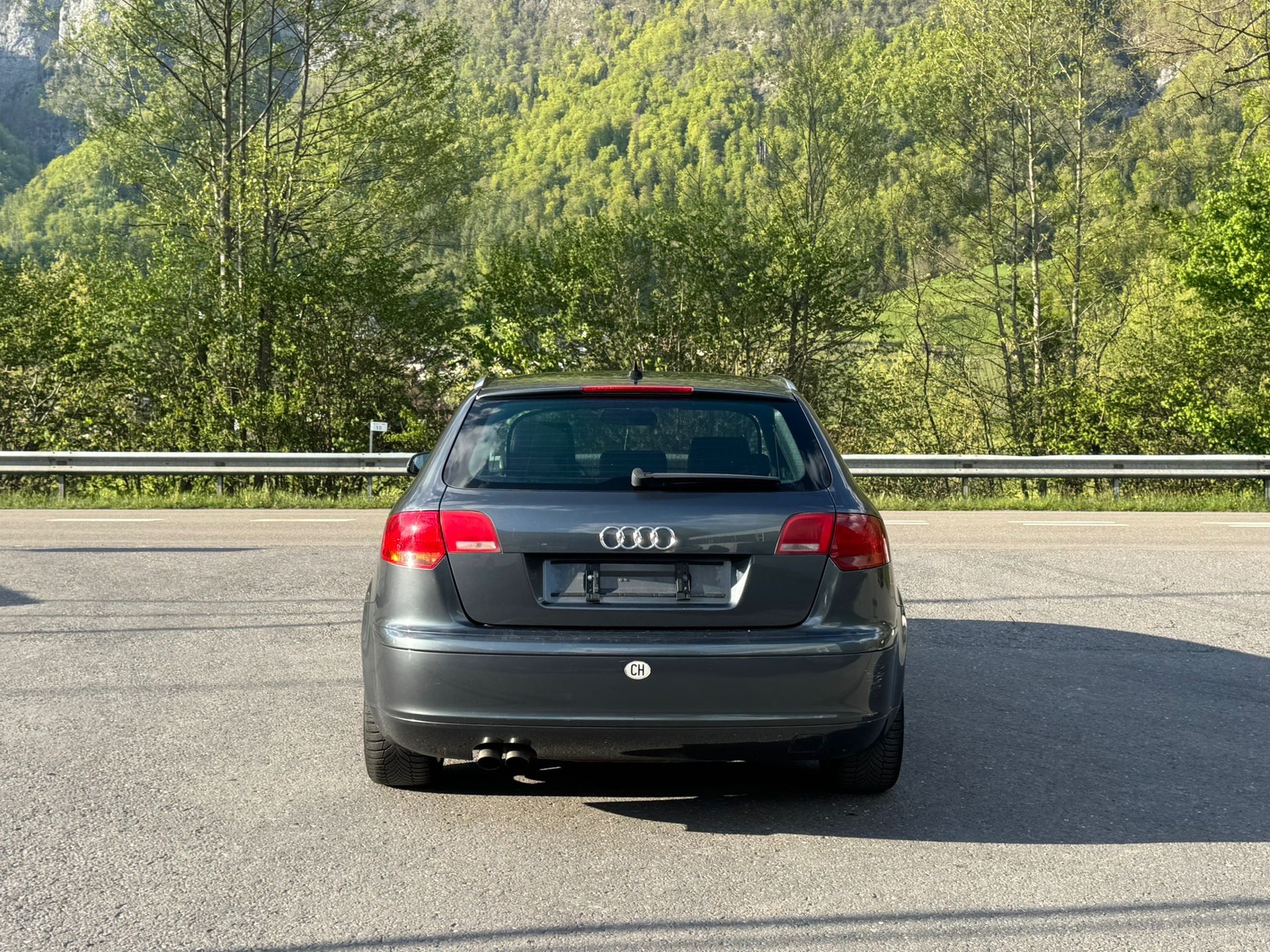 AUDI A3 Sportback 2.0 TDI Ambition-image-5