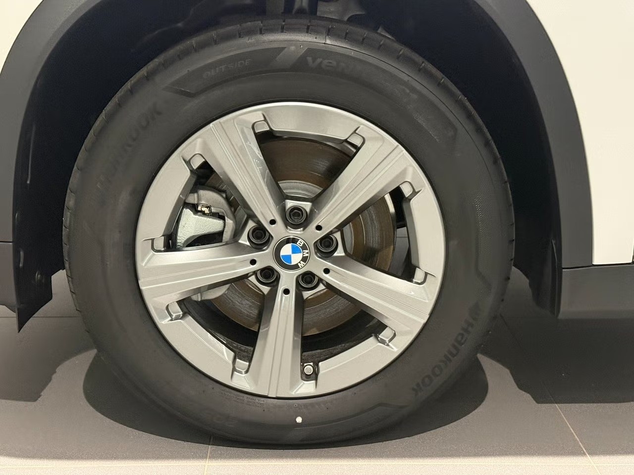 BMW X1 xDrive 25e-image-2