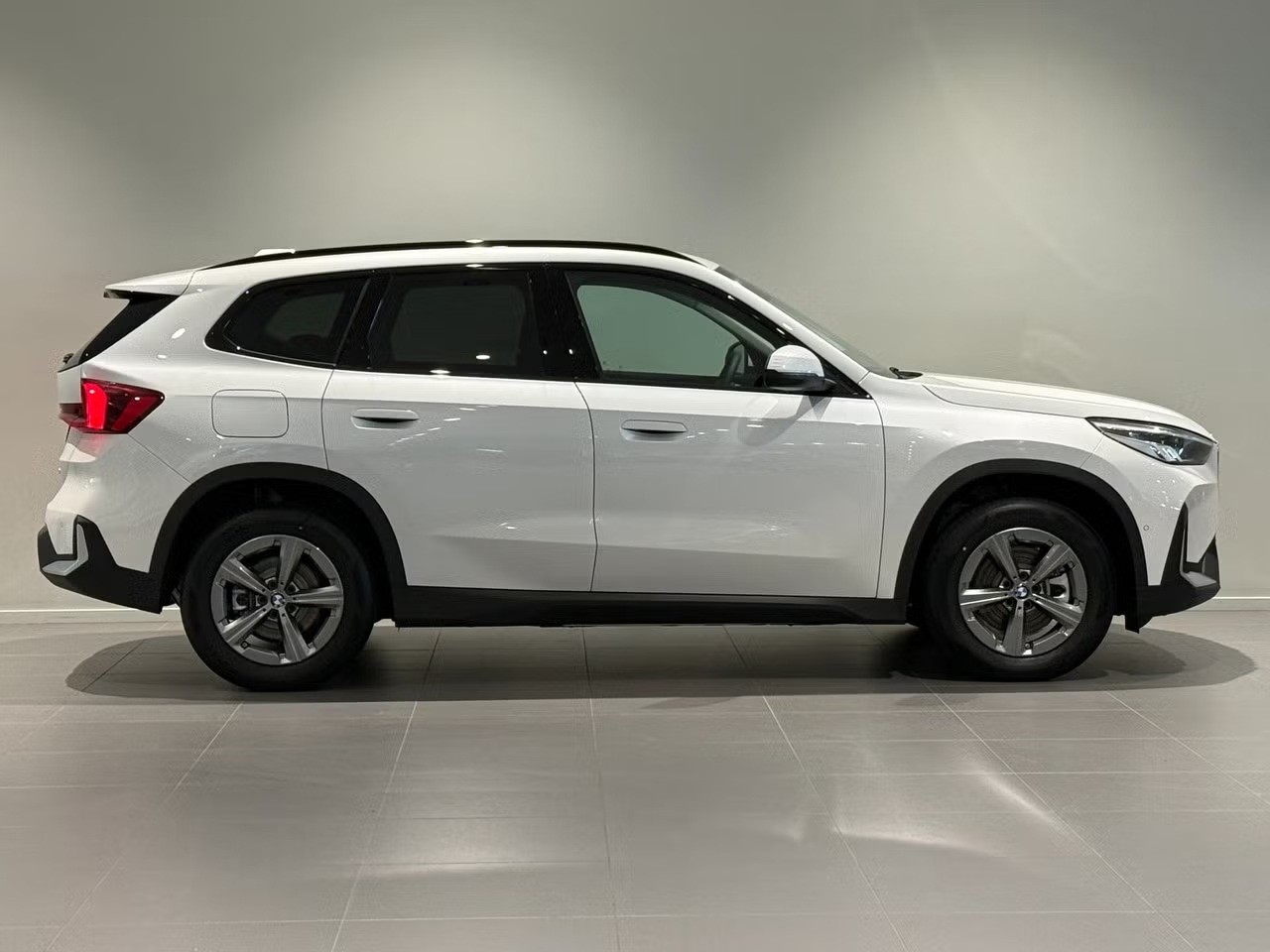 BMW X1 xDrive 25e-image-3