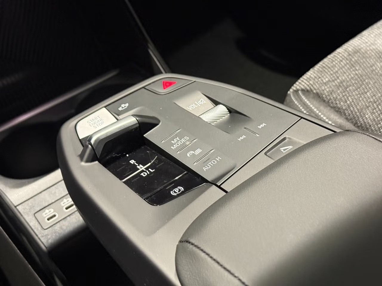 BMW X1 xDrive 25e-image-7