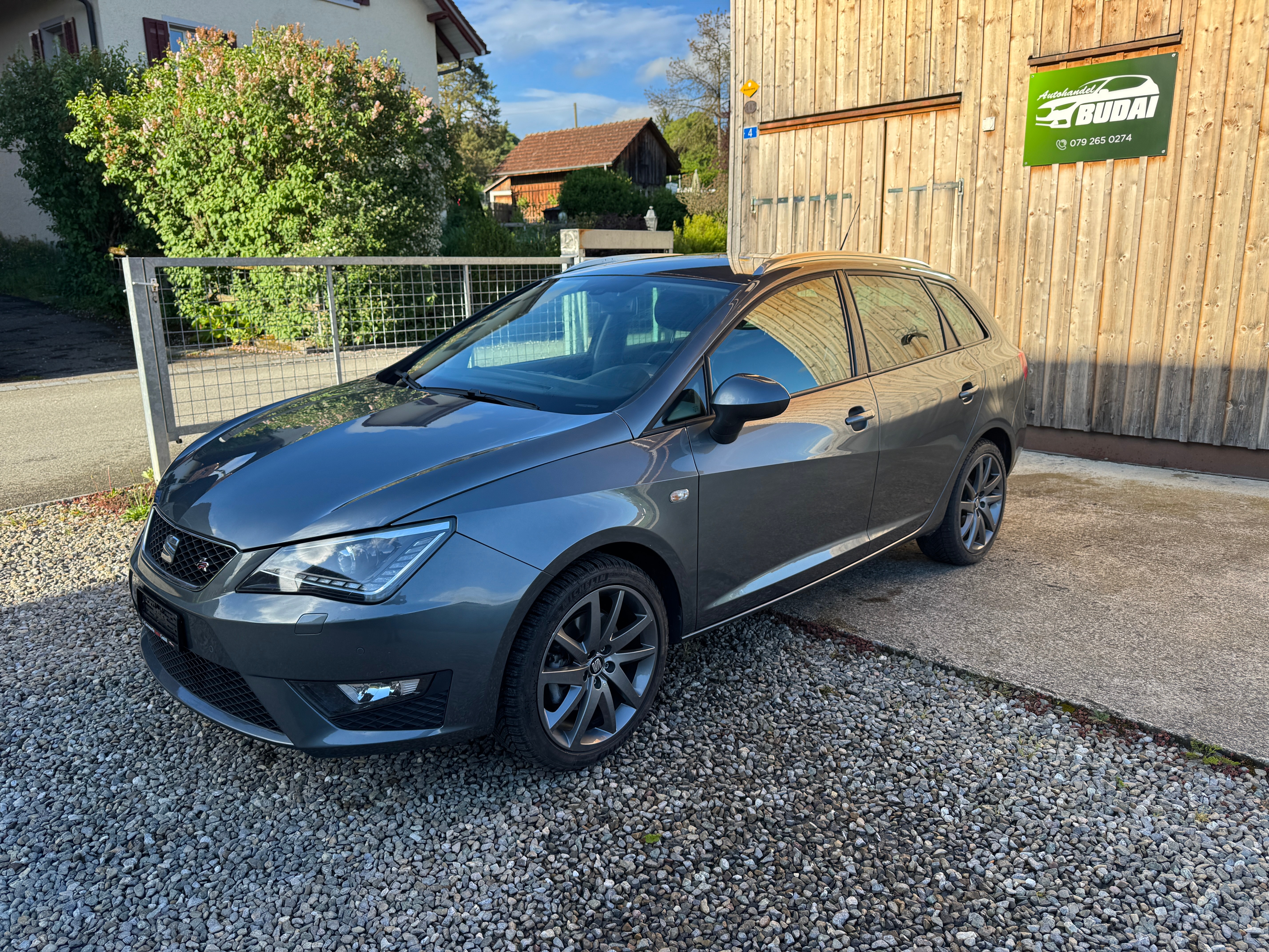 Car photo